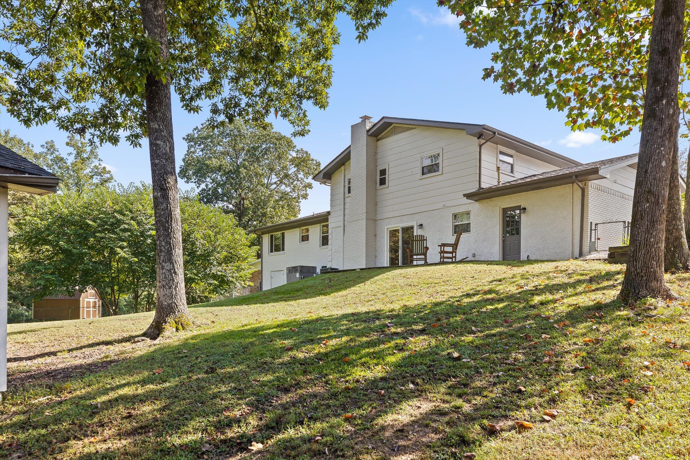 143 Rolling Ridge Drive