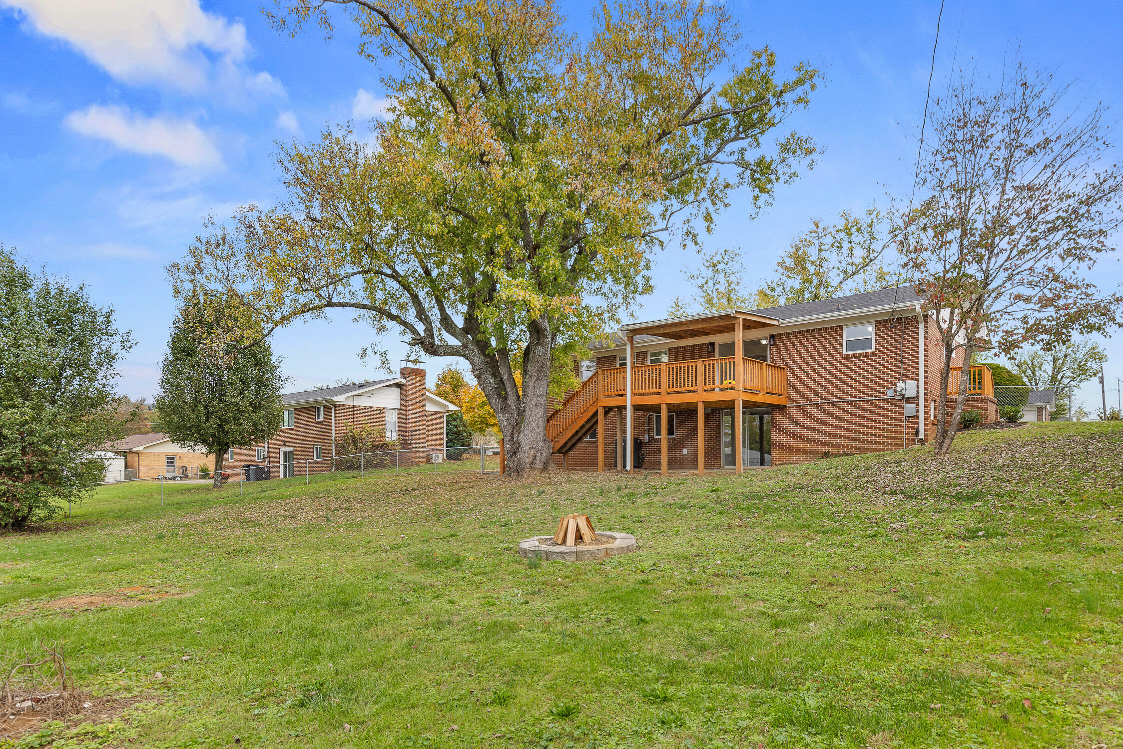 2515 Sharron Drive