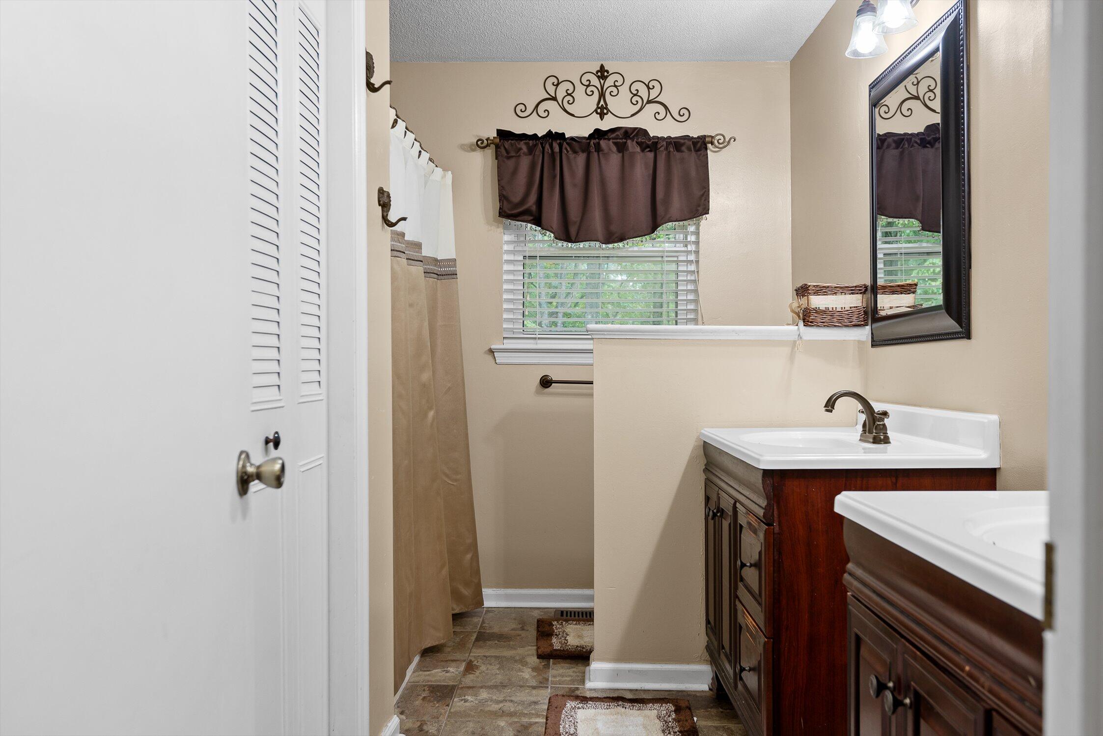 1135 Shady Fork Road