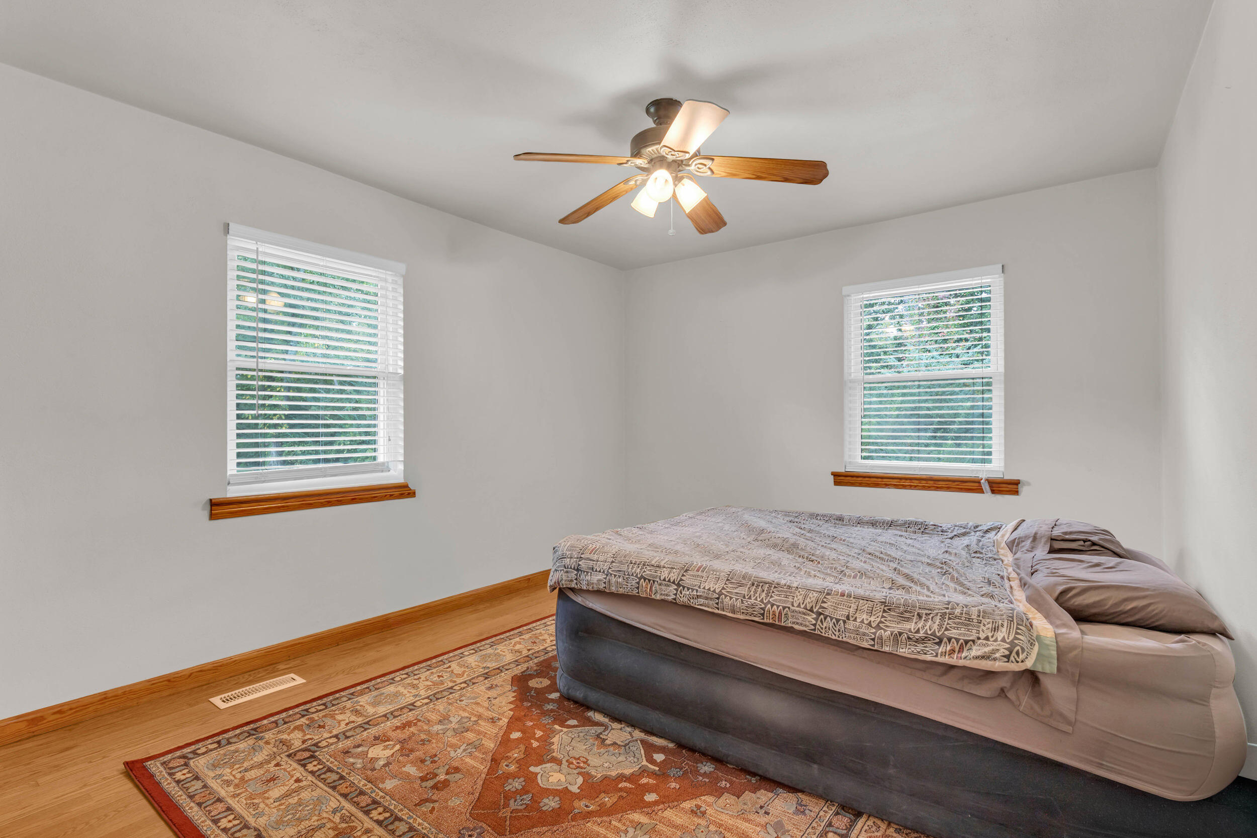 3516 Maplewood Lane