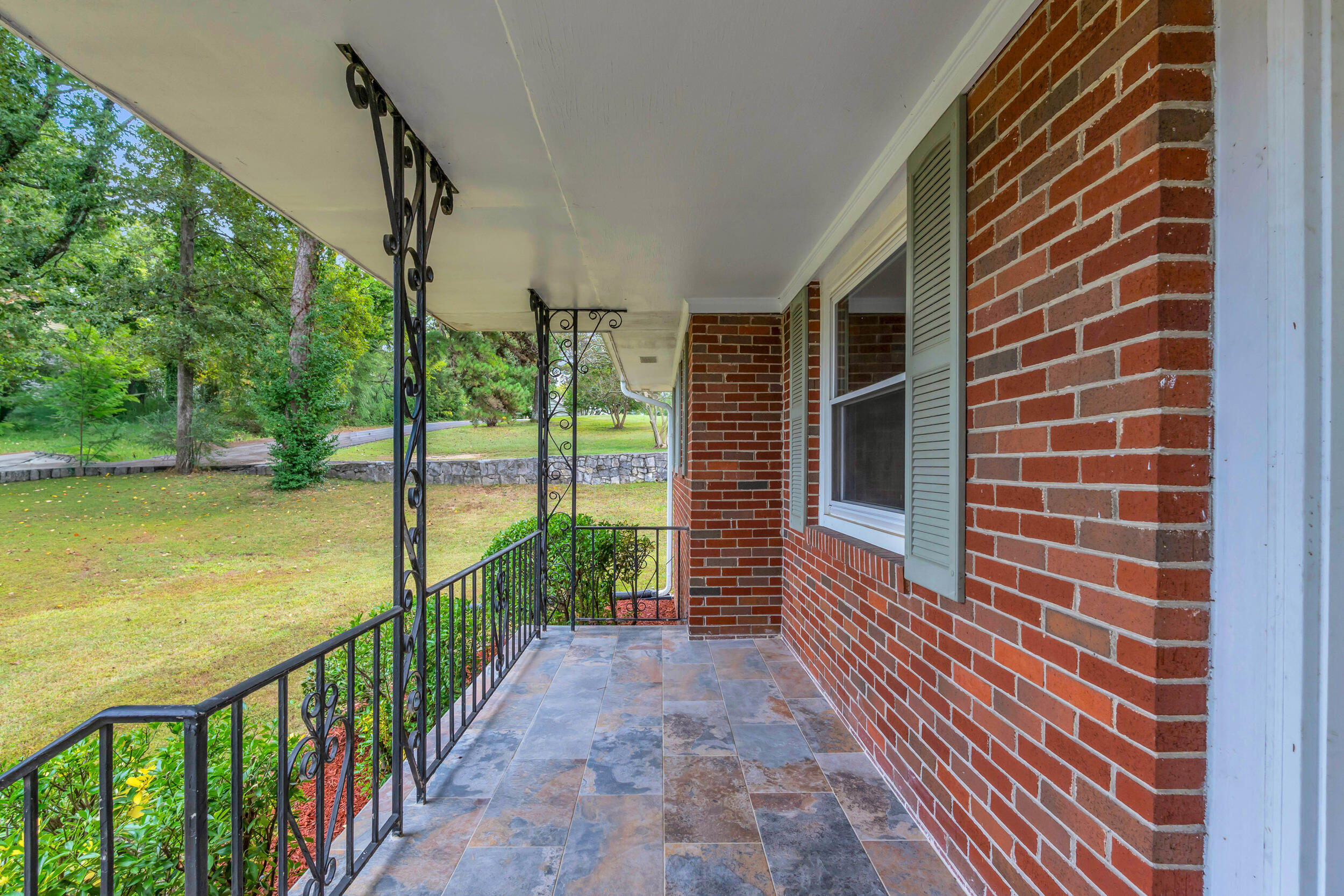 3516 Maplewood Lane