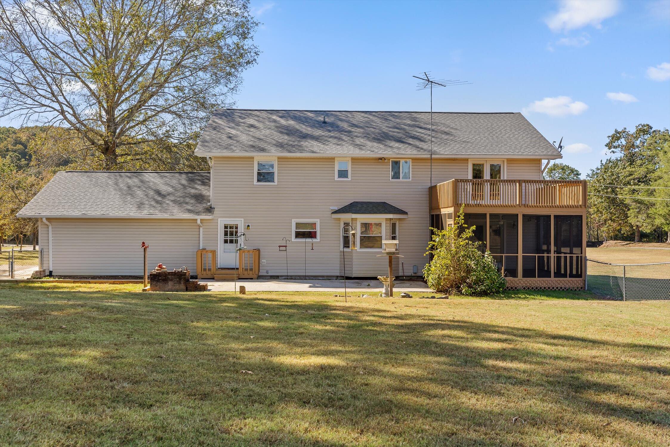 1288 Brymer Creek Road, McDonald