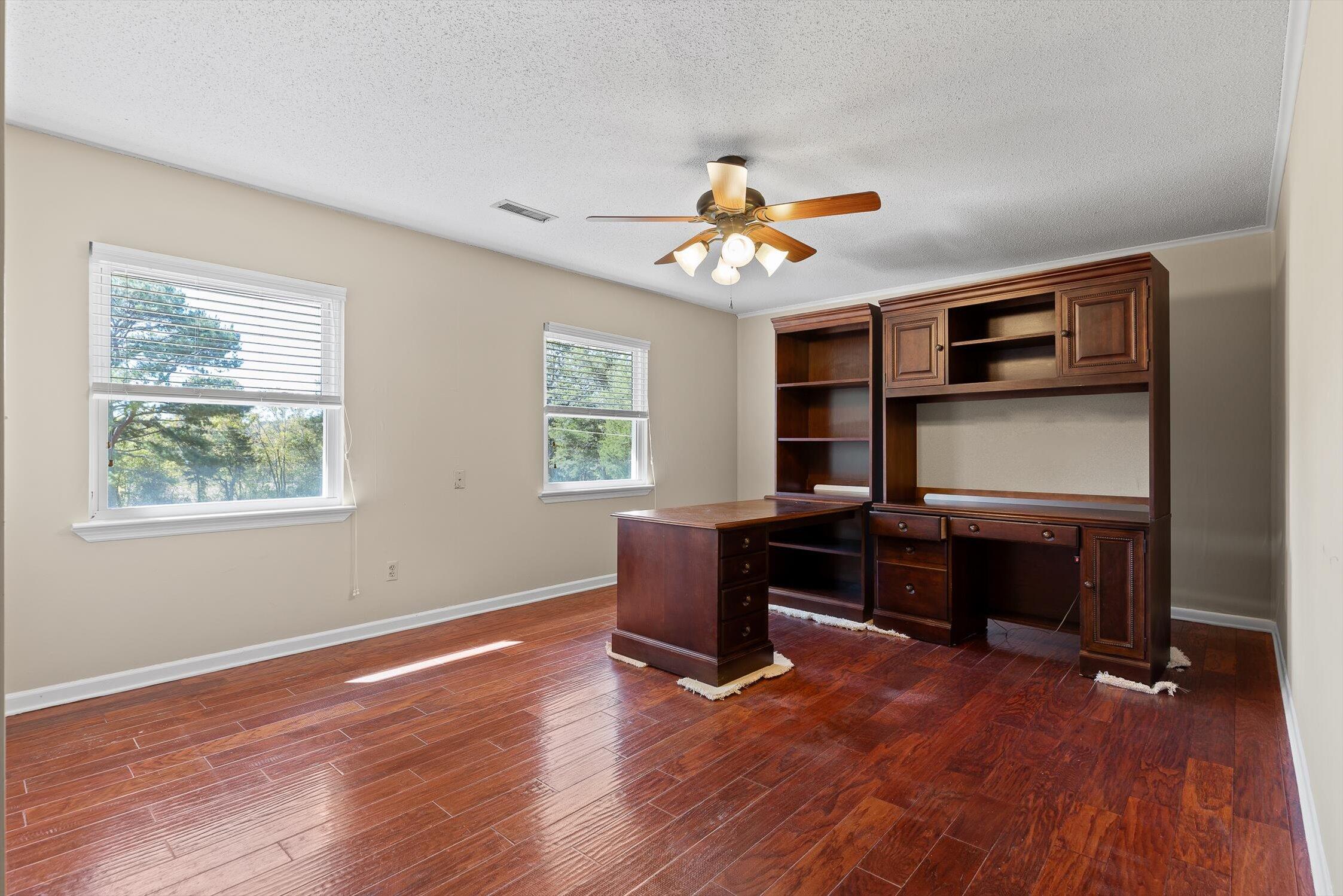 1288 Brymer Creek Road, McDonald