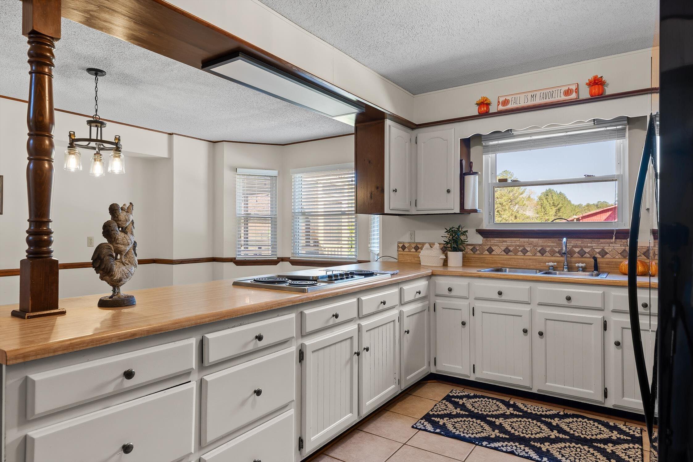 1288 Brymer Creek Road, McDonald