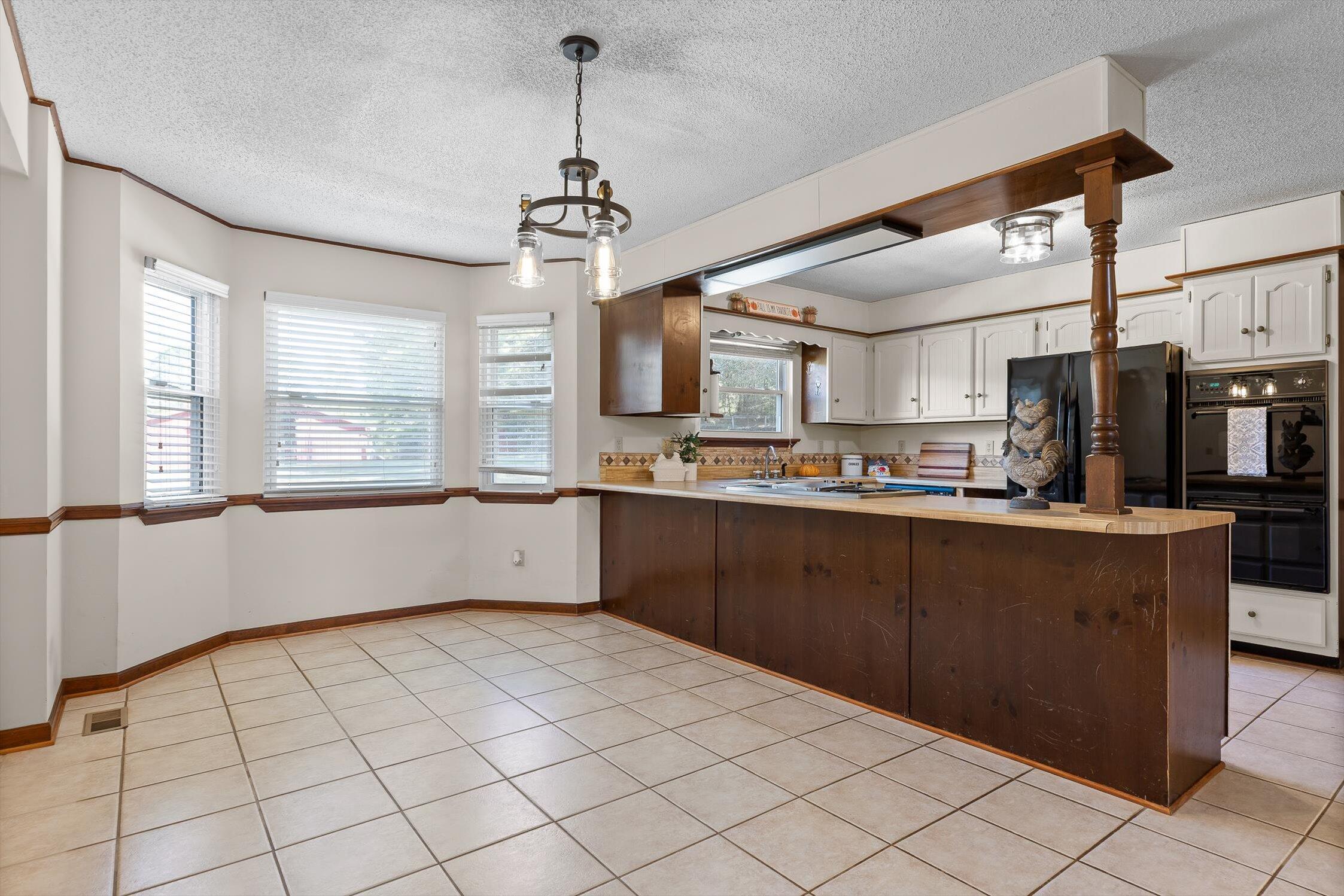 1288 Brymer Creek Road, McDonald