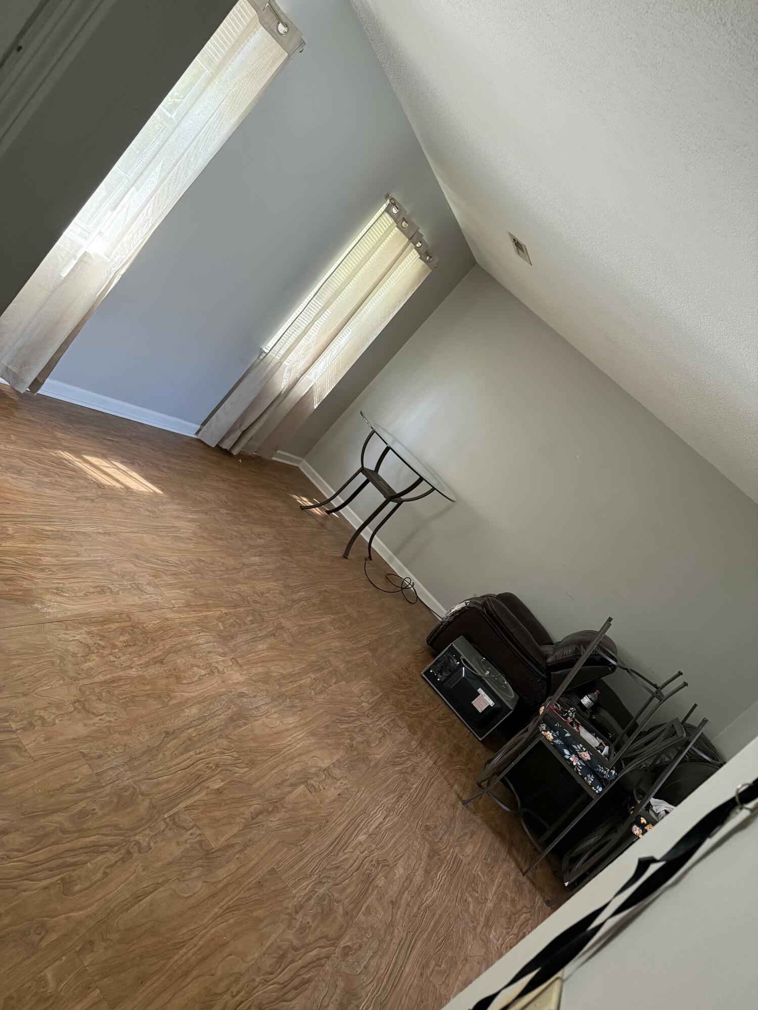 2 Newman Drive, Rossville