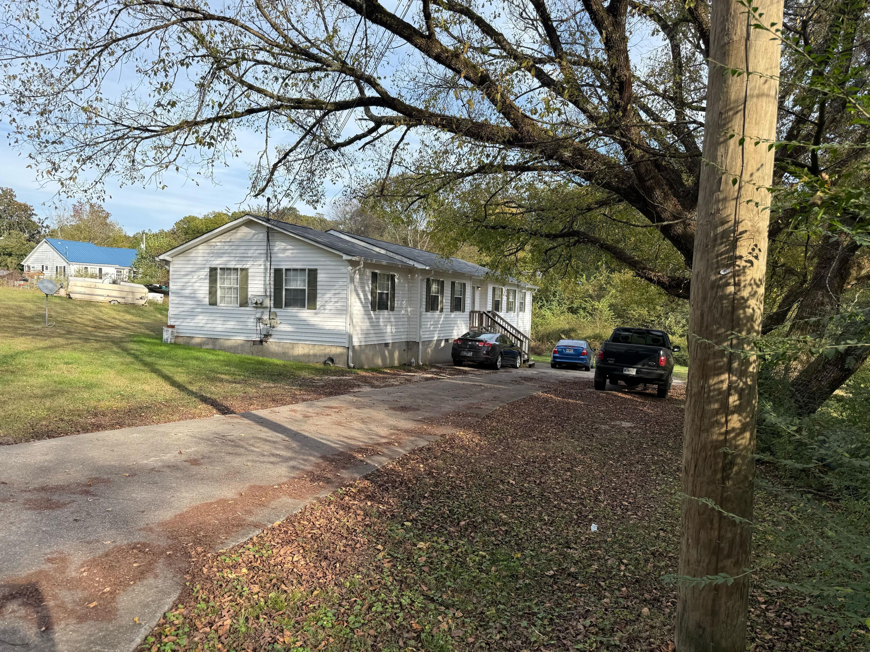 2 & 4 Newman Drive, Rossville