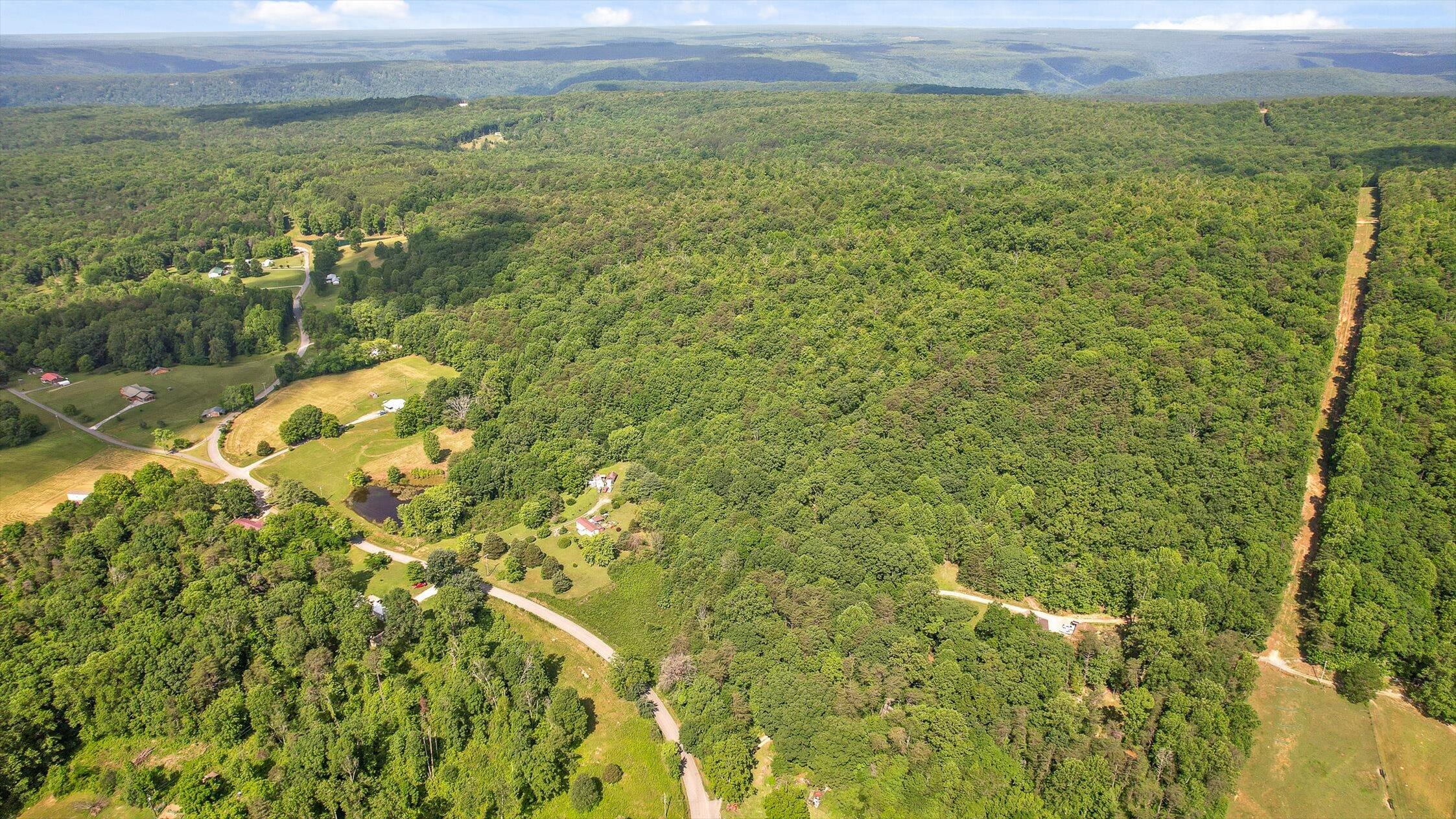 4300 Pocket Road, Whitwell