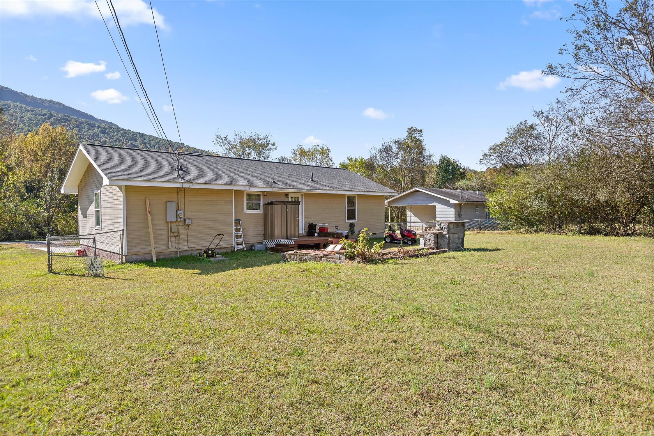 227 Cove Trail, Whitwell