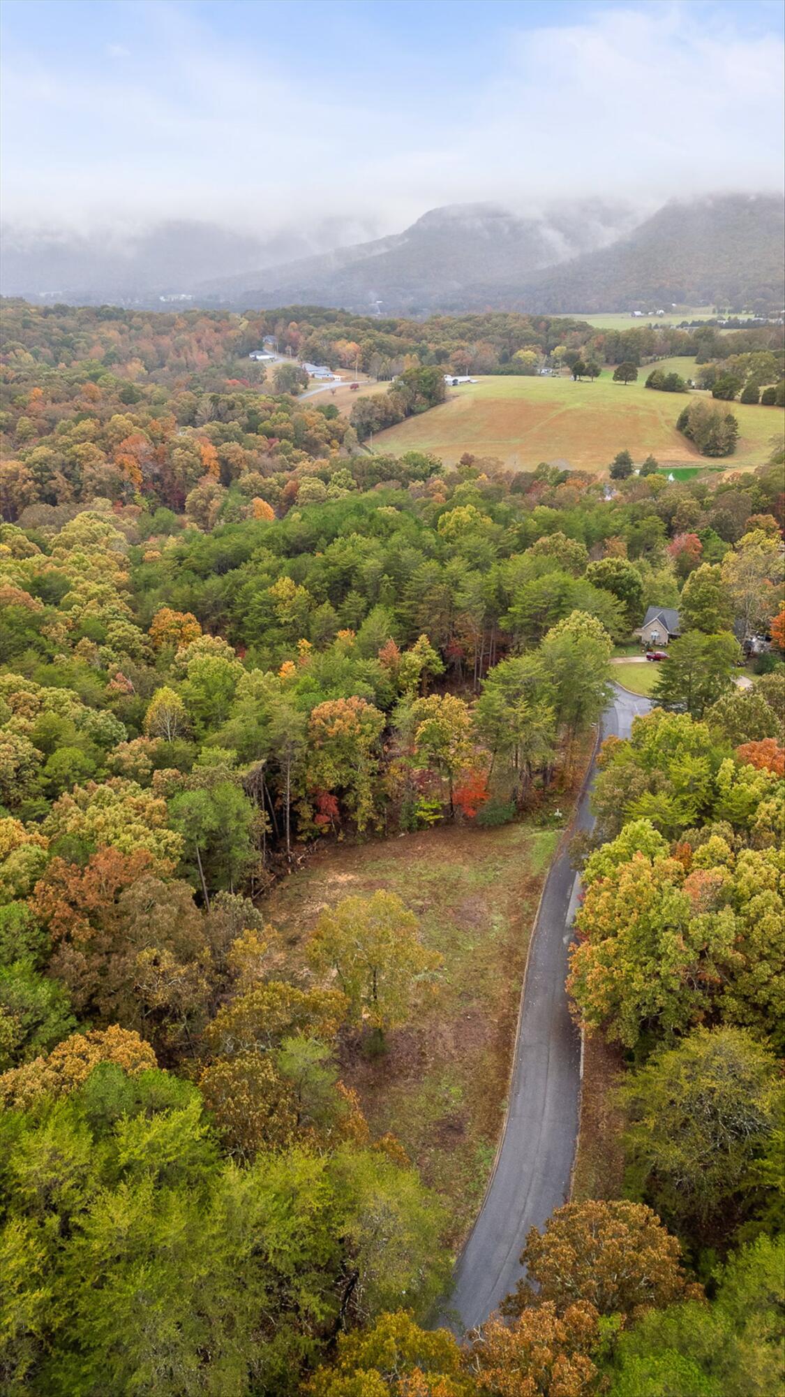 00 Countryside Drive