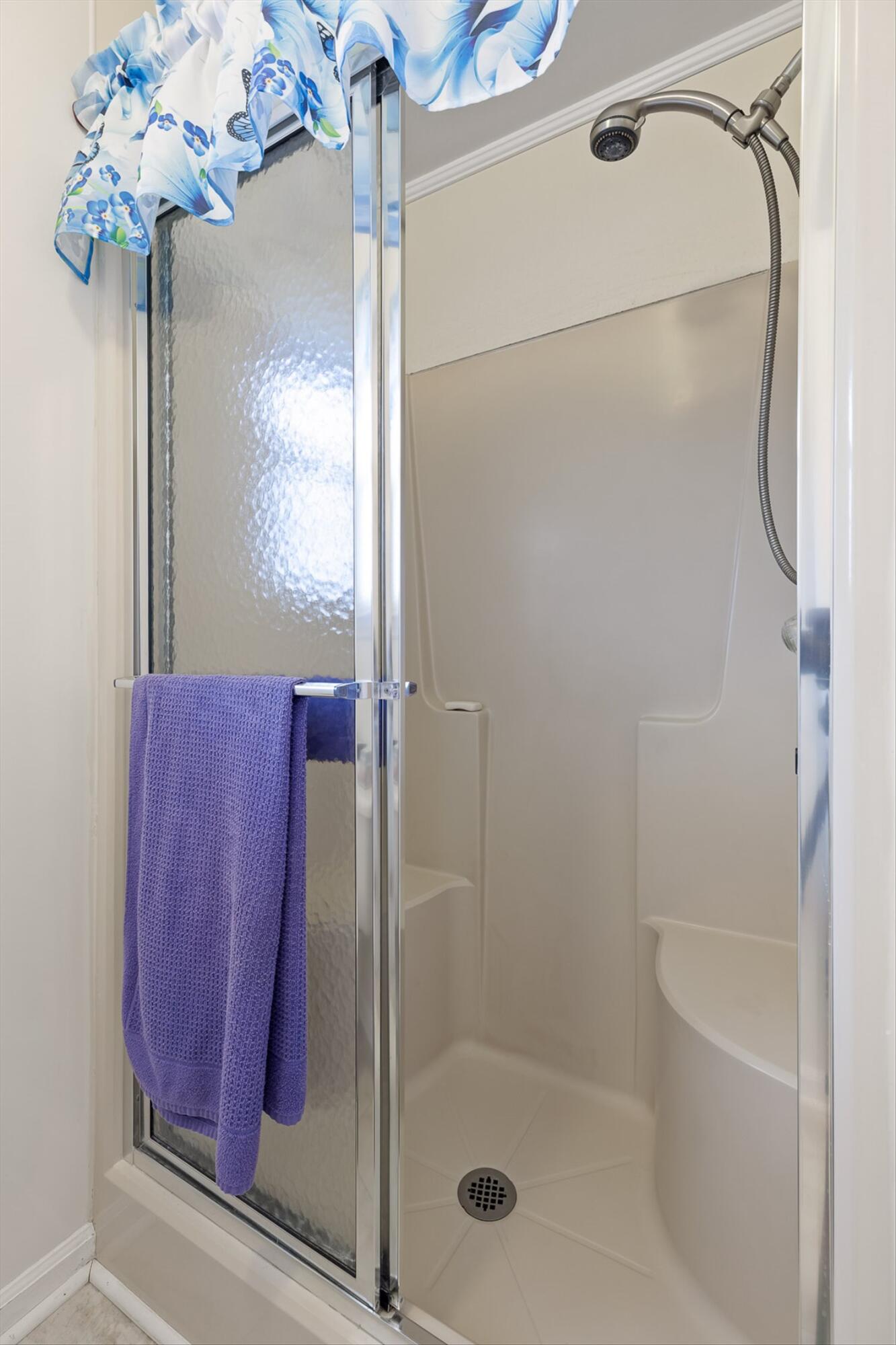 37 Robert E Lee Drive