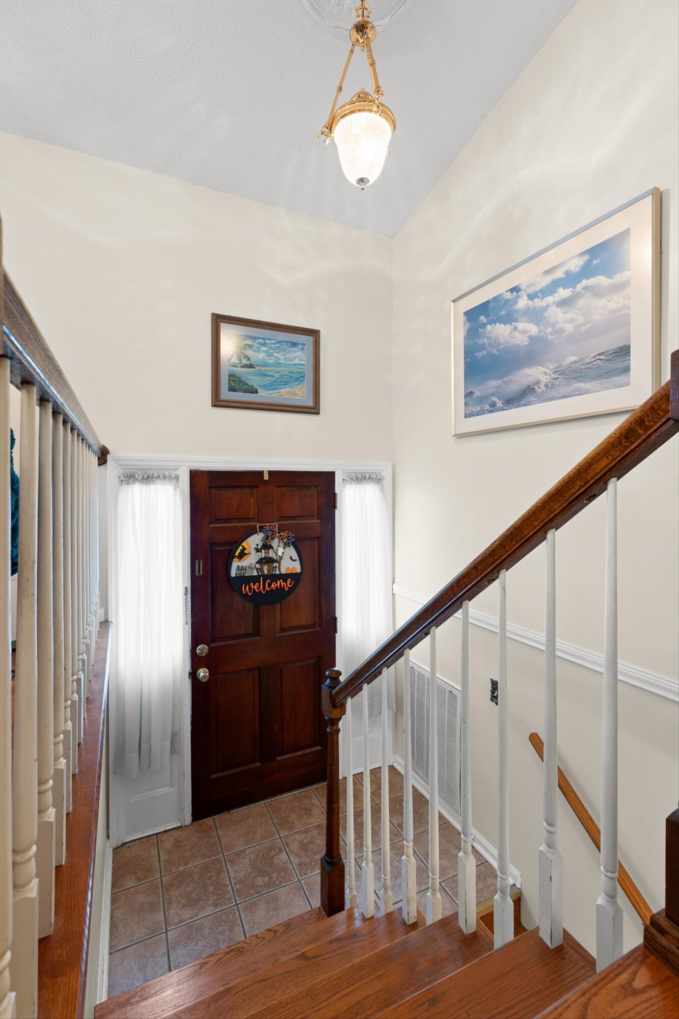 37 Robert E Lee Drive