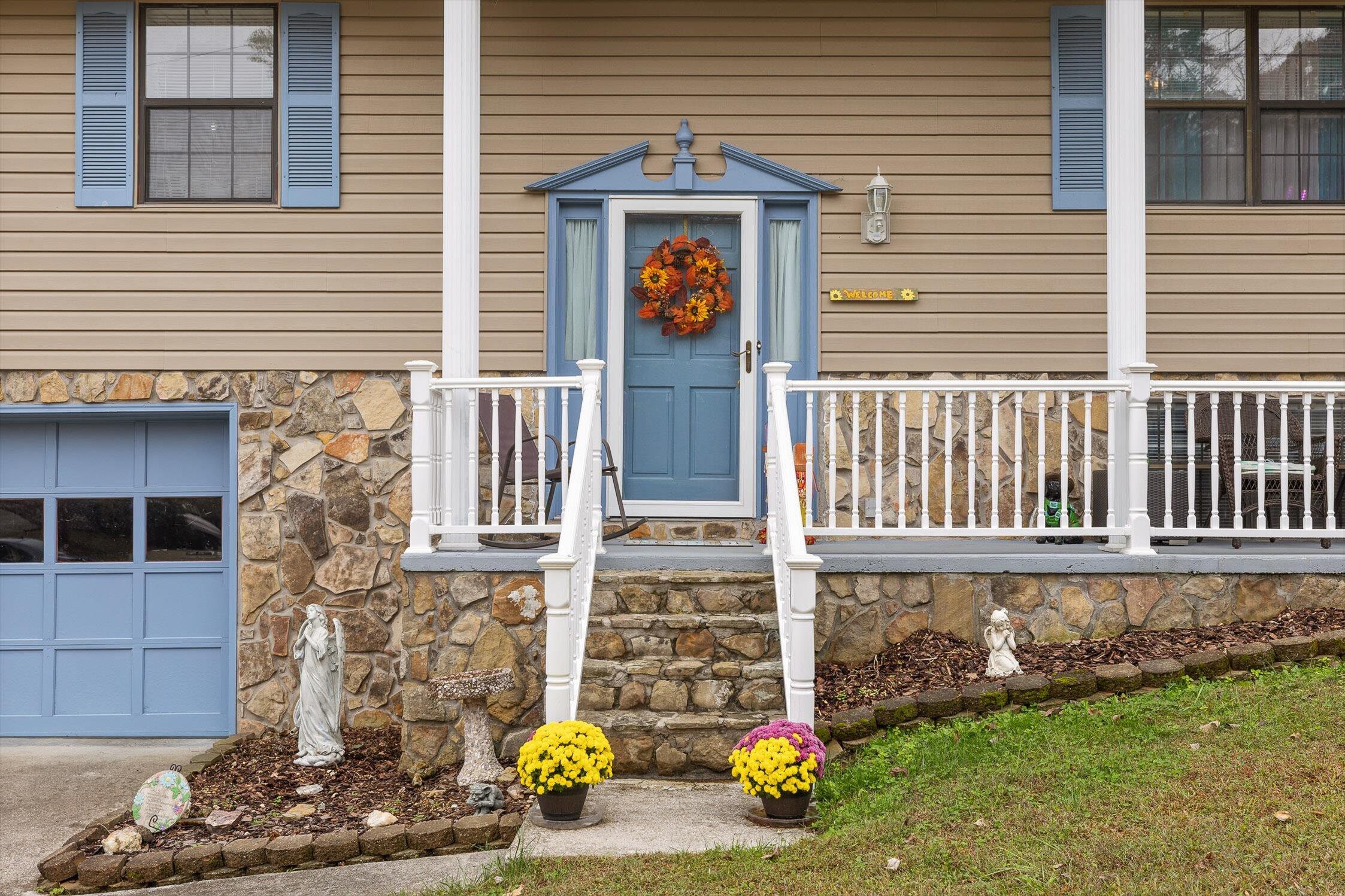 37 Robert E Lee Drive