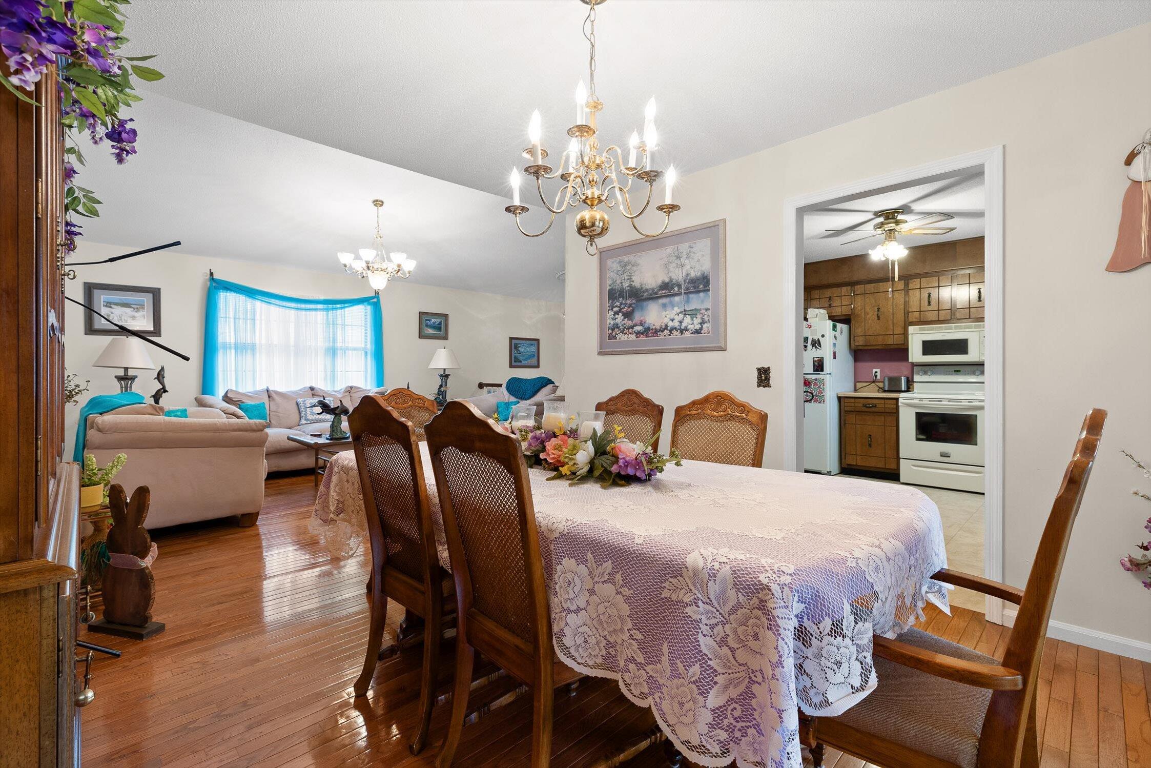 37 Robert E Lee Drive