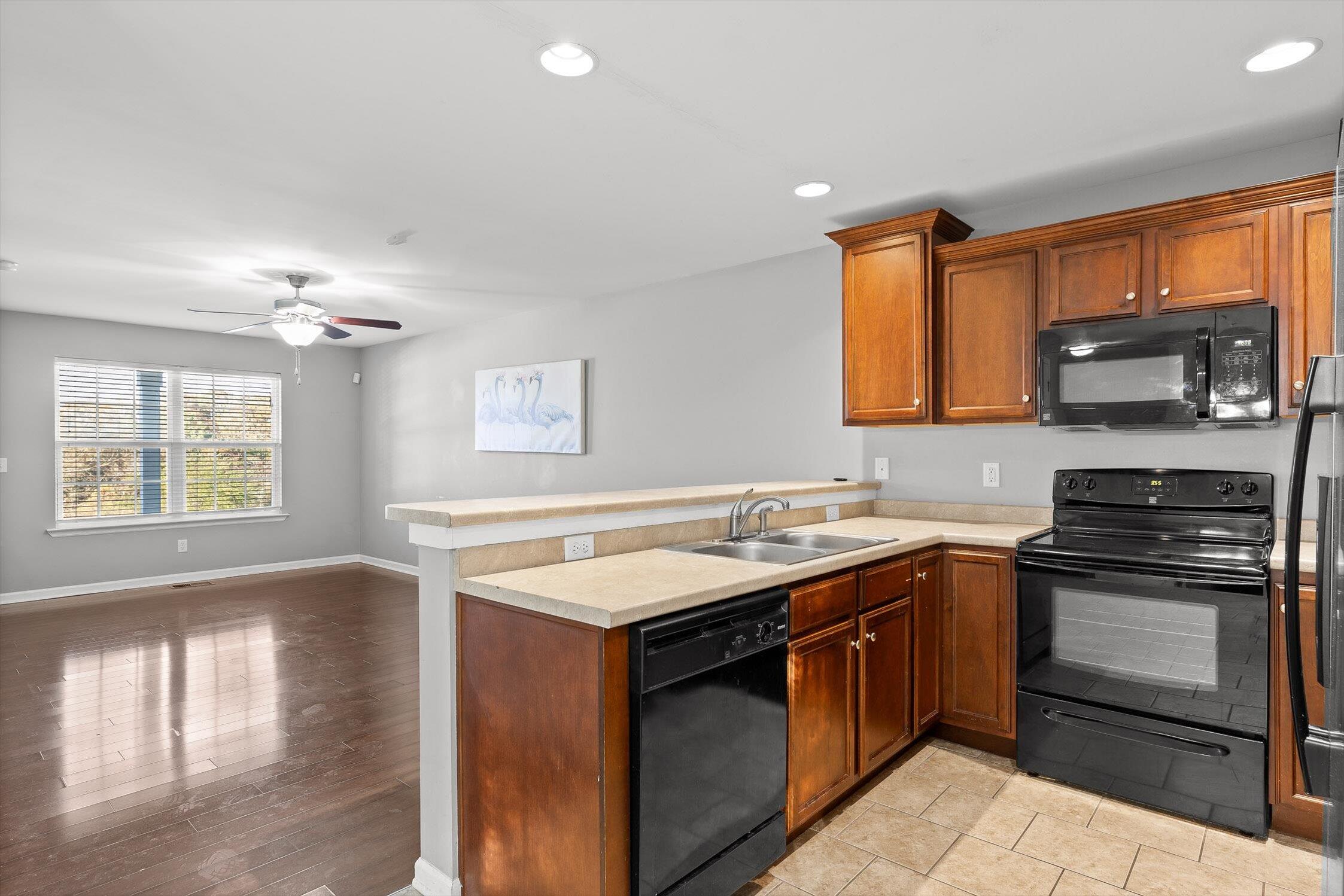 2117 Short Leaf Lane