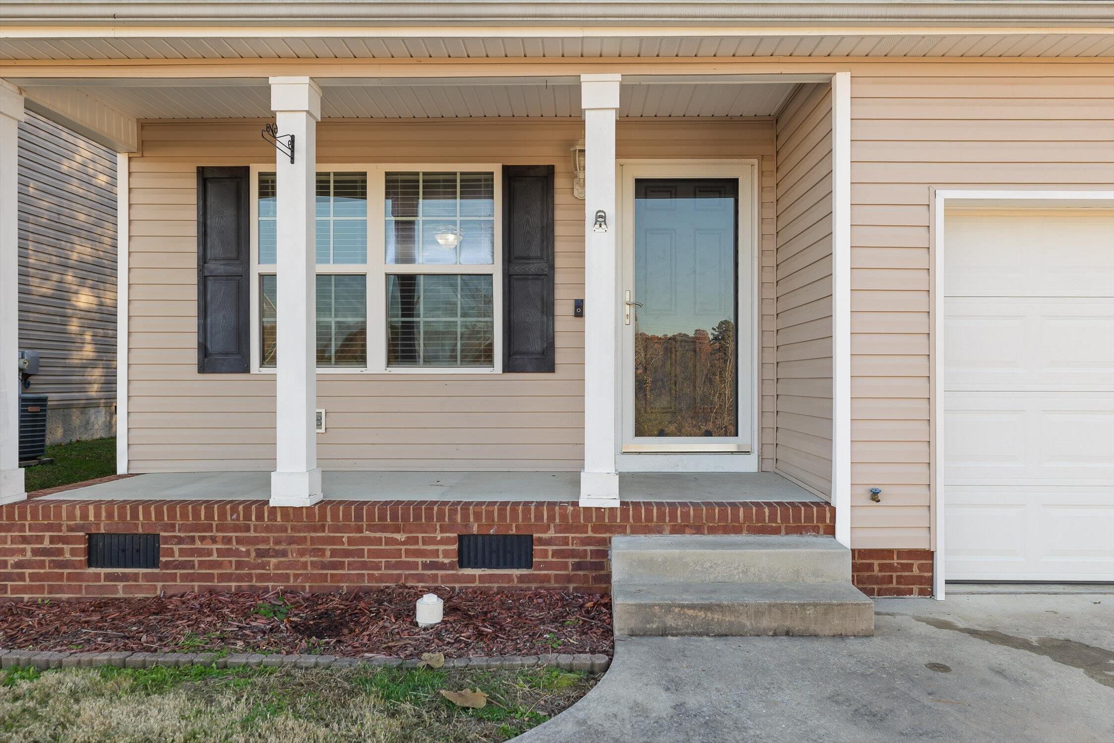 2117 Short Leaf Lane