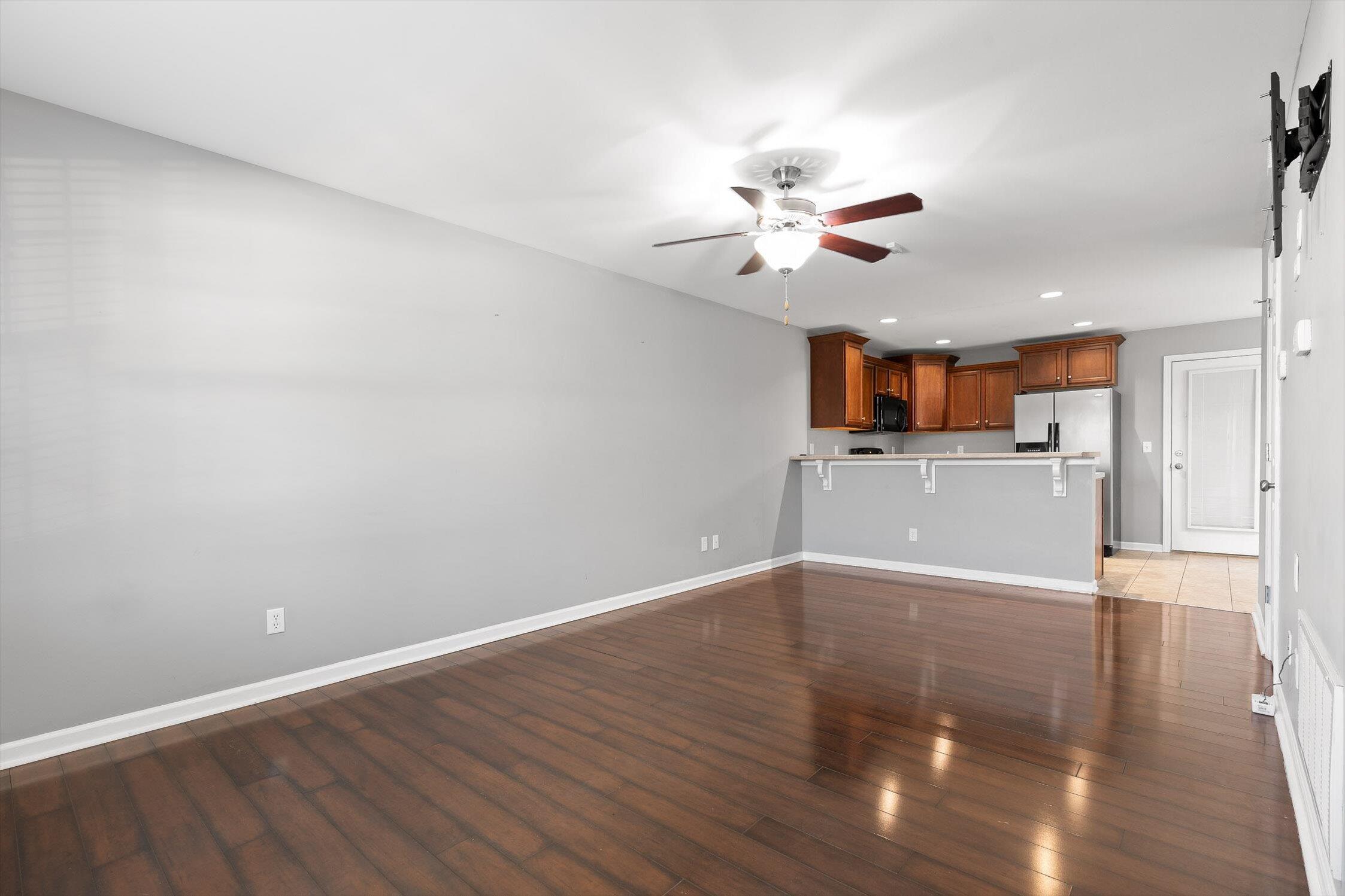 2117 Short Leaf Lane