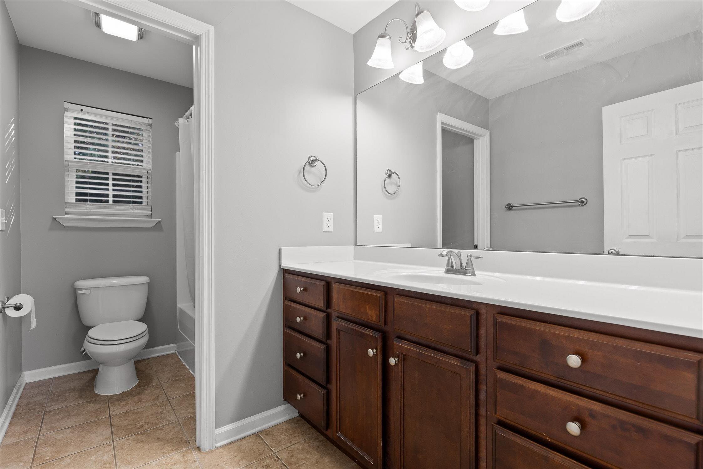 2117 Short Leaf Lane