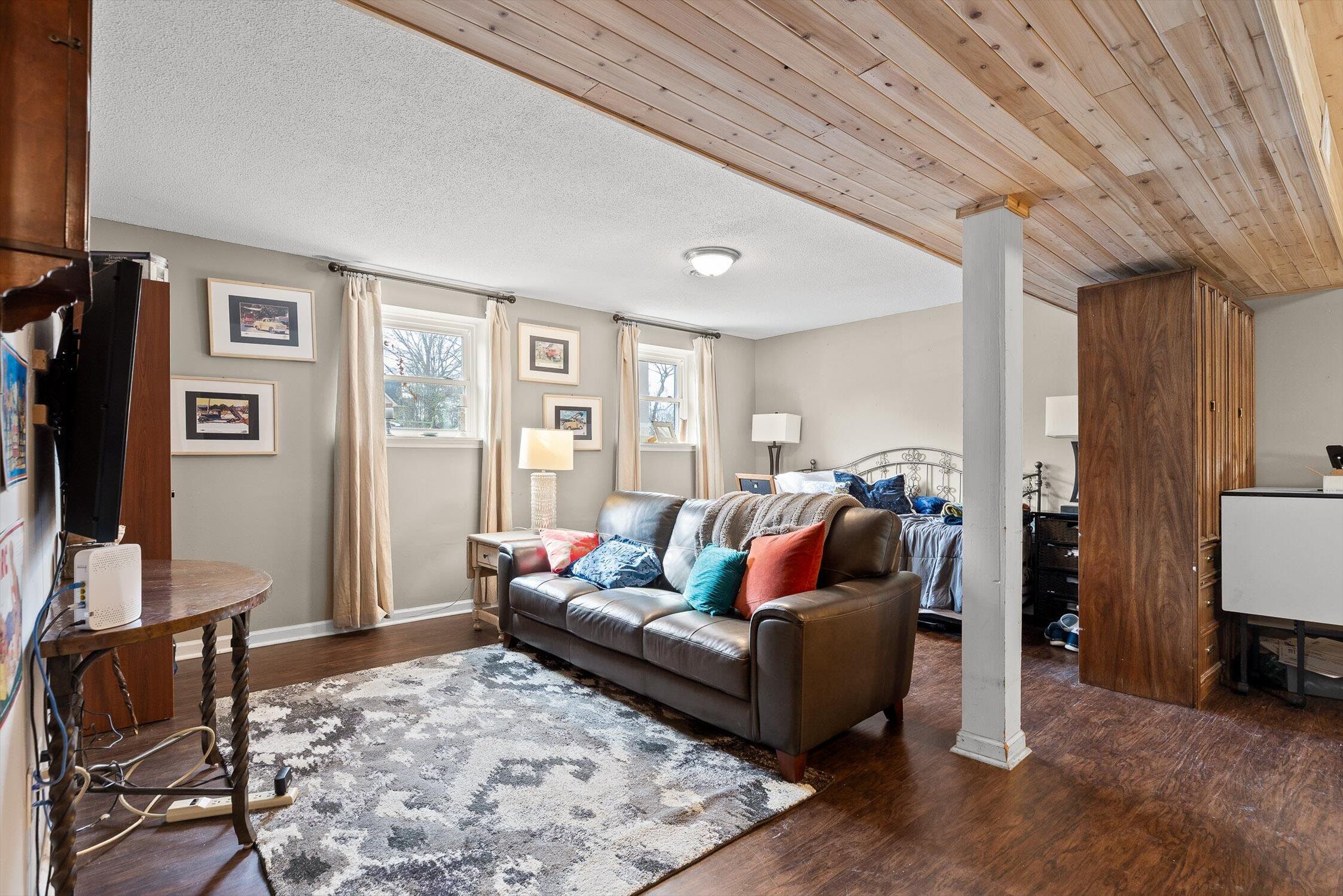 137 Fox Run Circle N