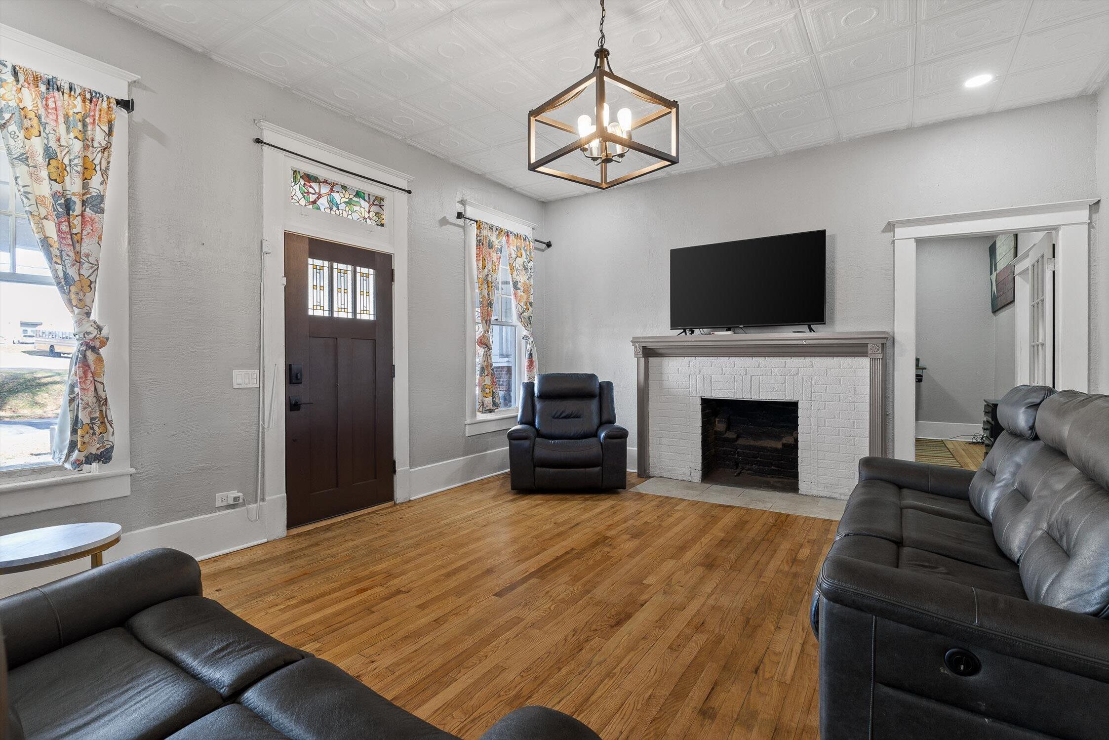 207 Culberson Avenue, LaFayette