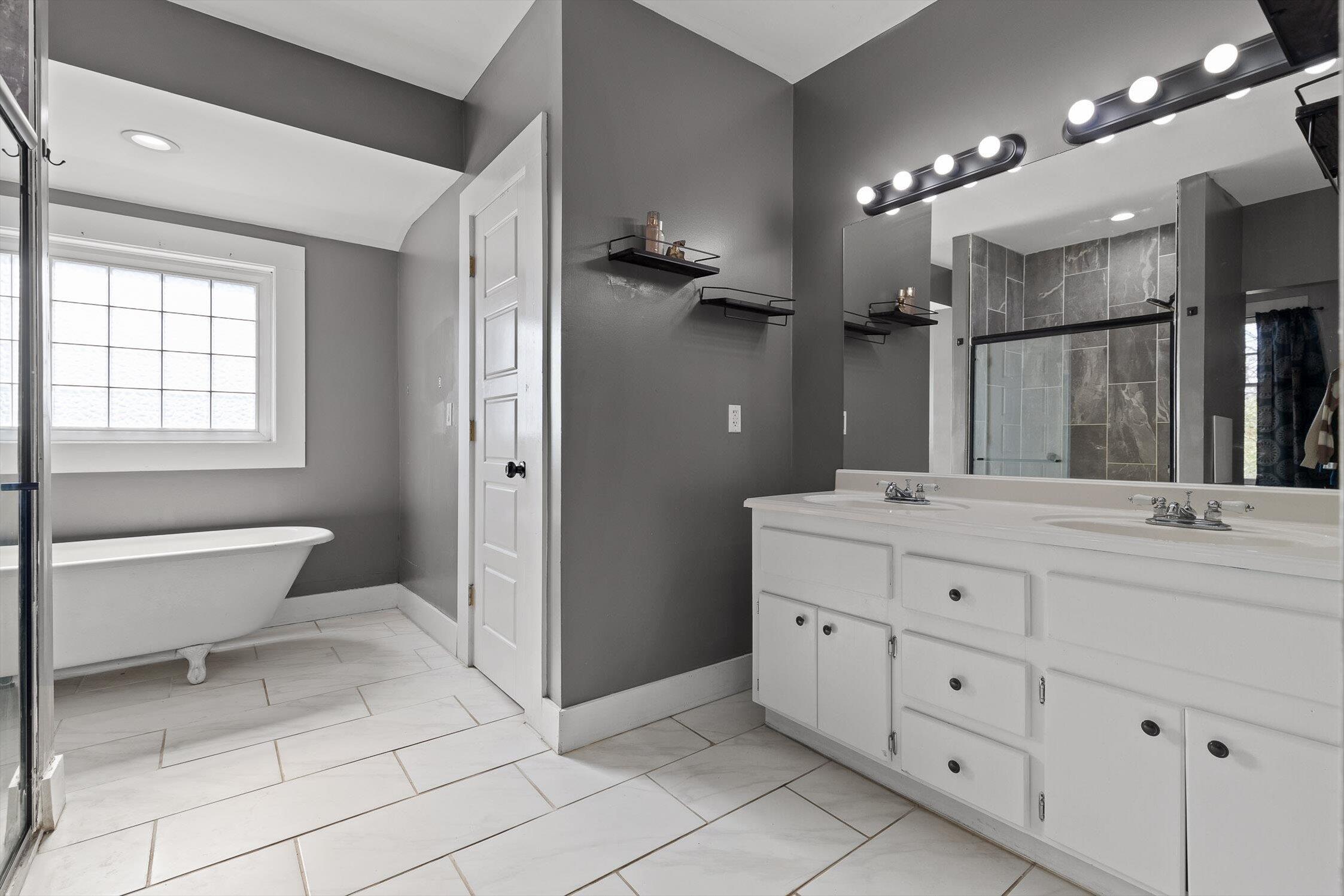 207 Culberson Avenue, LaFayette