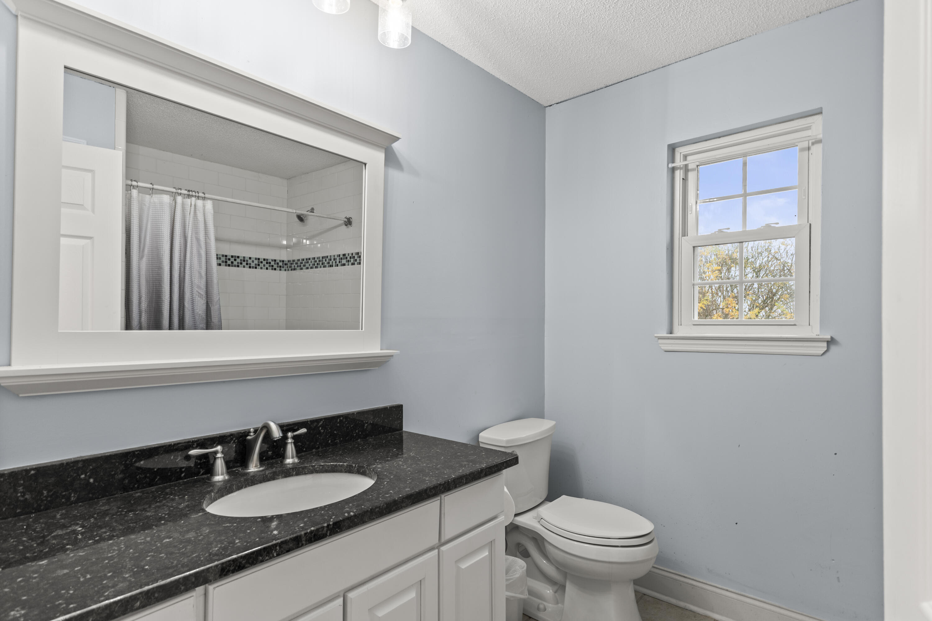 1634 Colonial Shores Drive