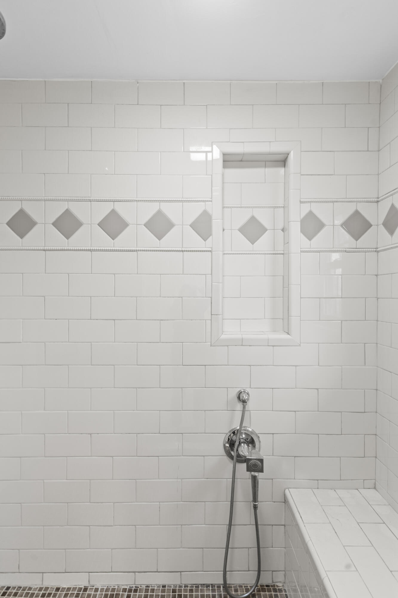 1634 Colonial Shores Drive