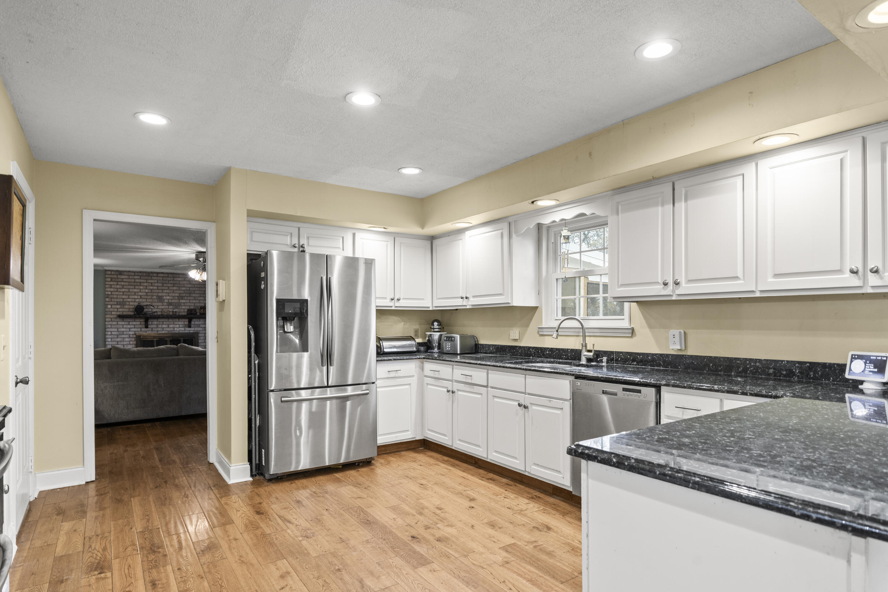 1634 Colonial Shores Drive