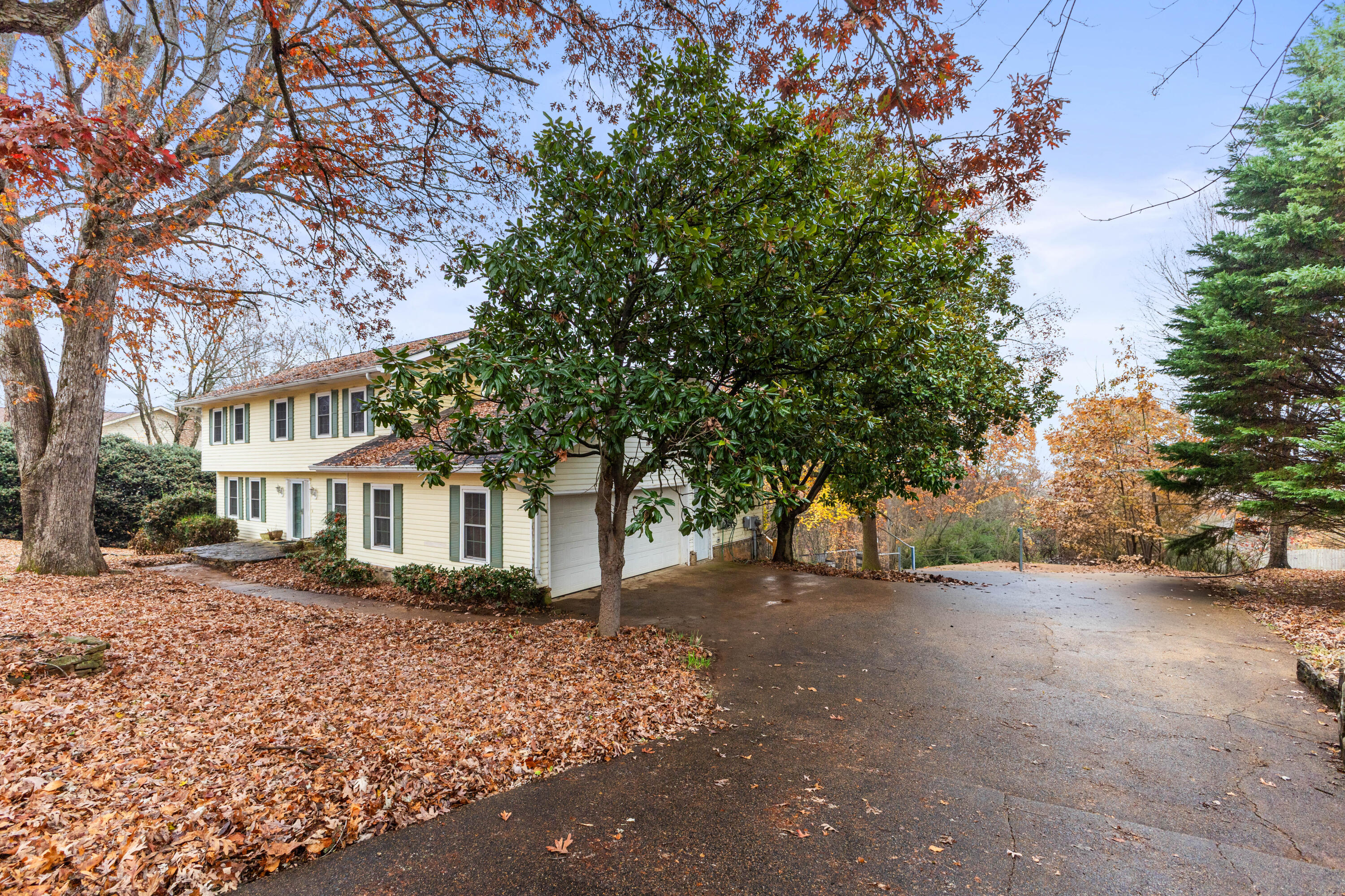 1634 Colonial Shores Drive