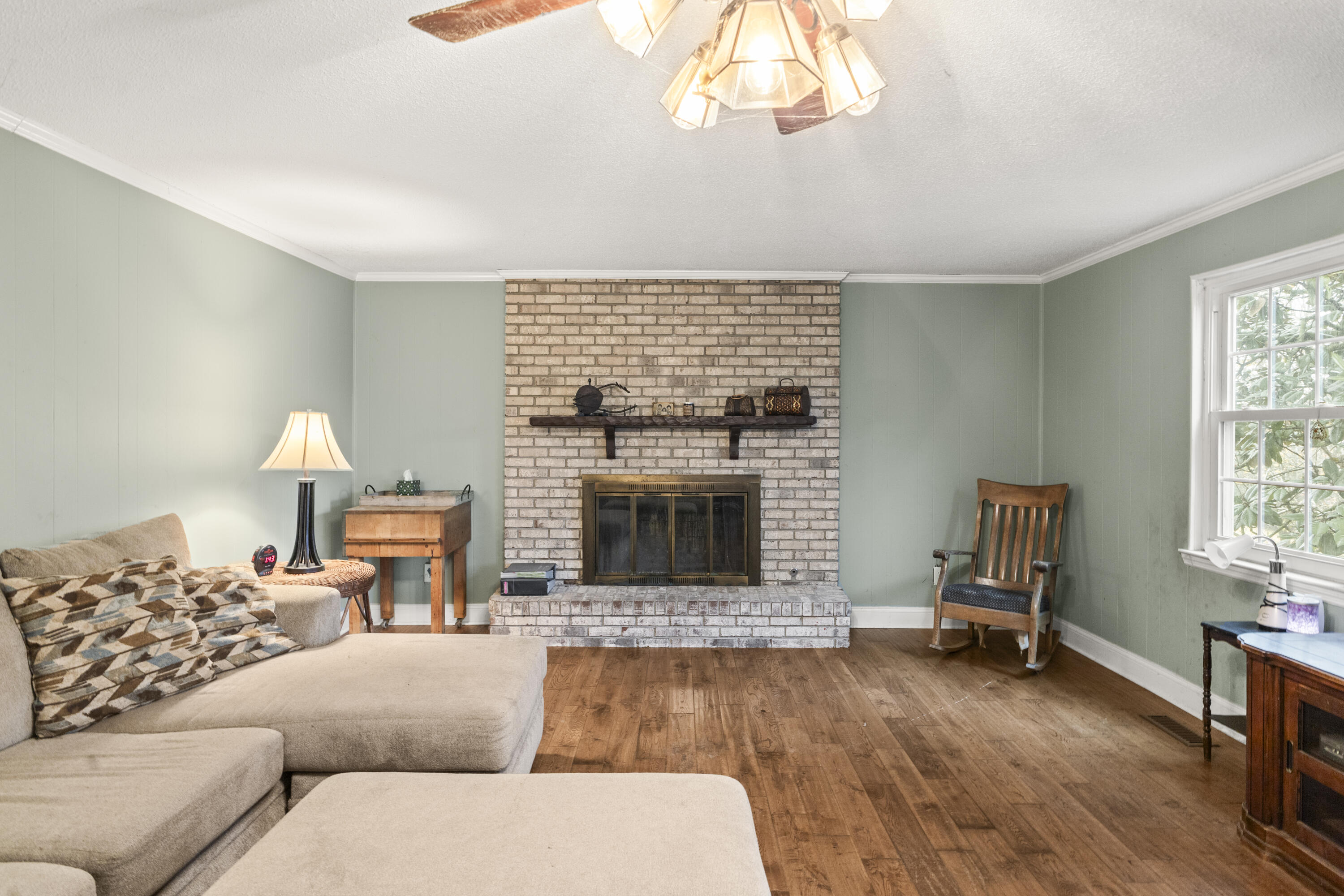 1634 Colonial Shores Drive