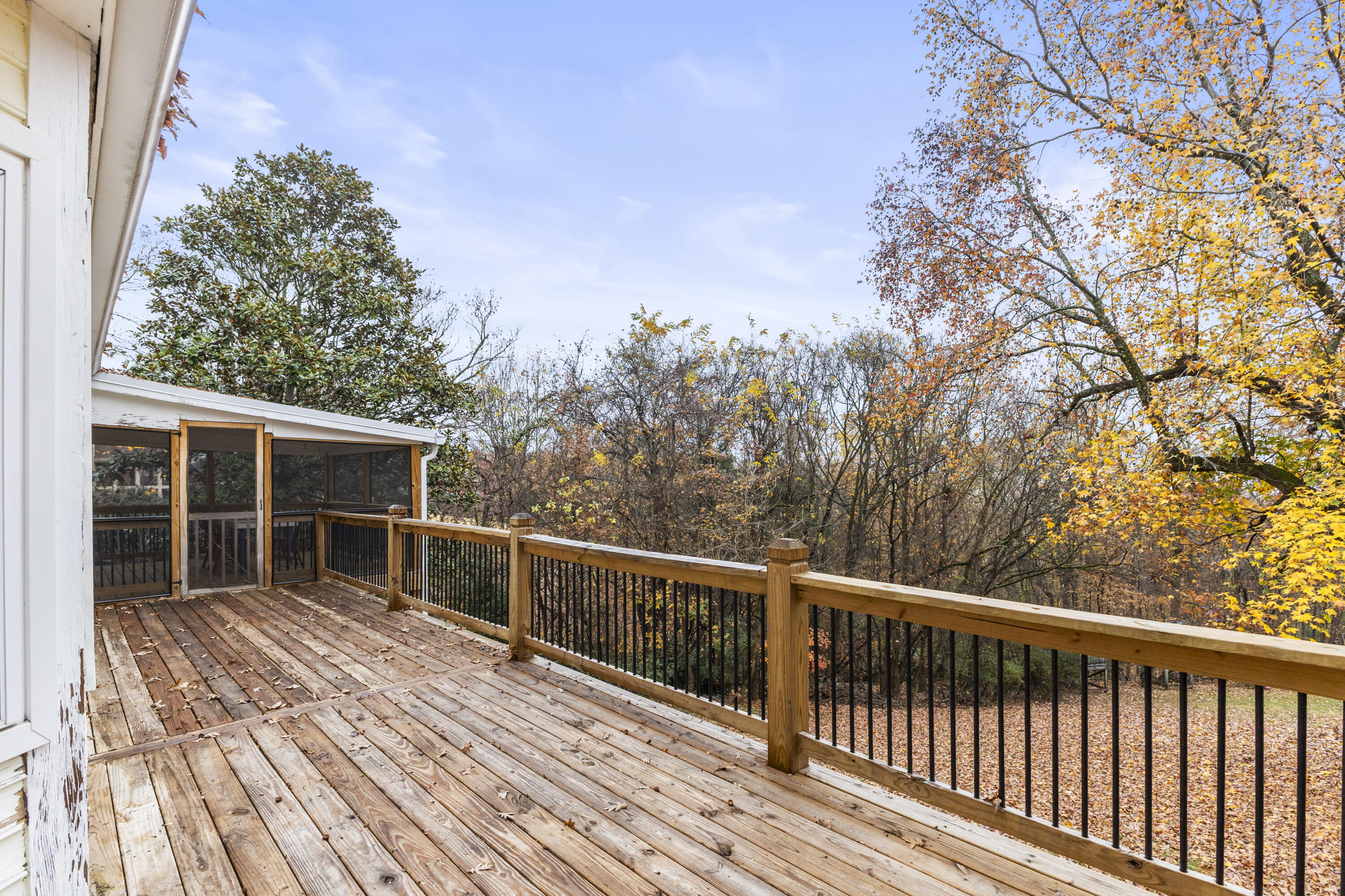 1634 Colonial Shores Drive