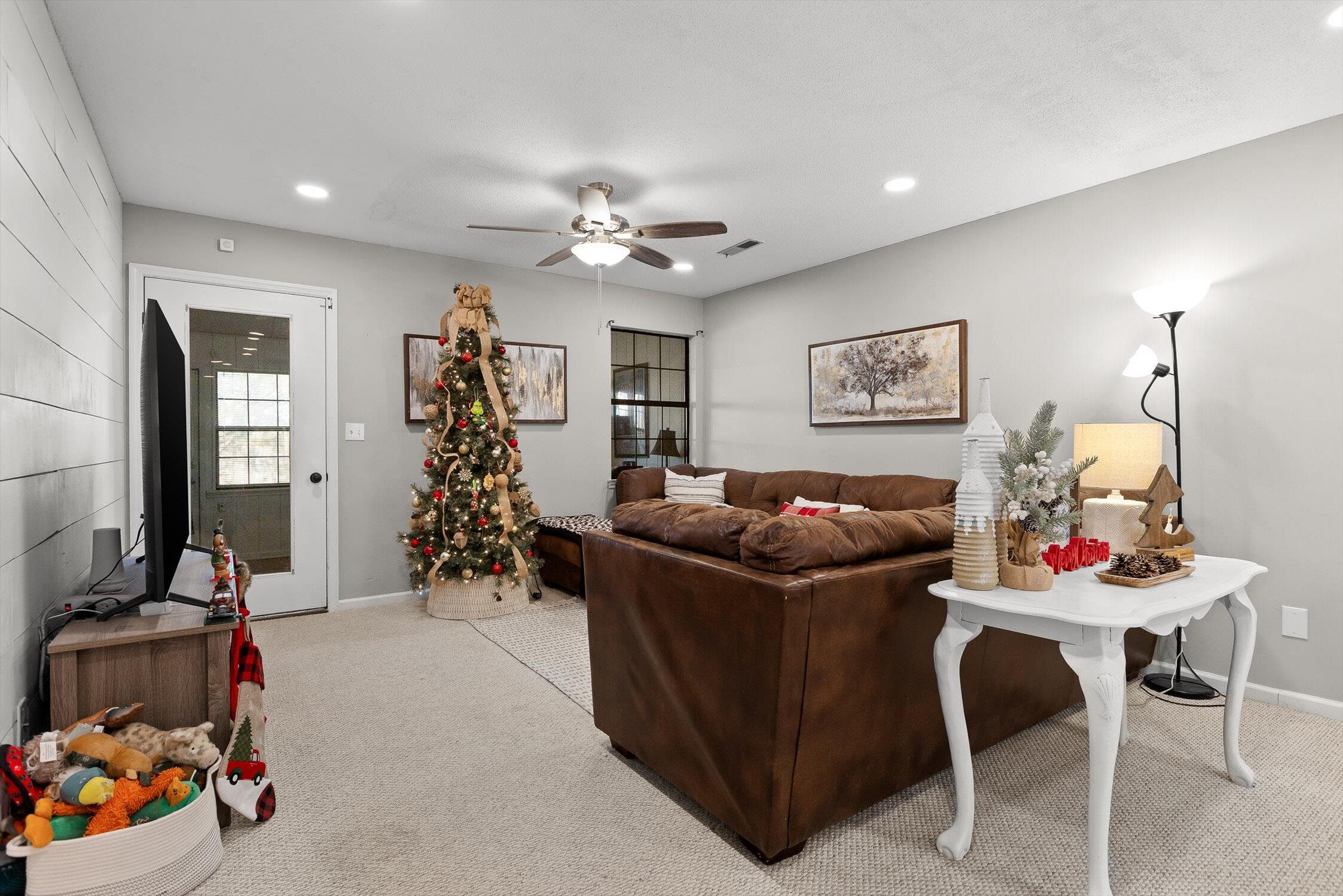 6480 Brookmead Circle