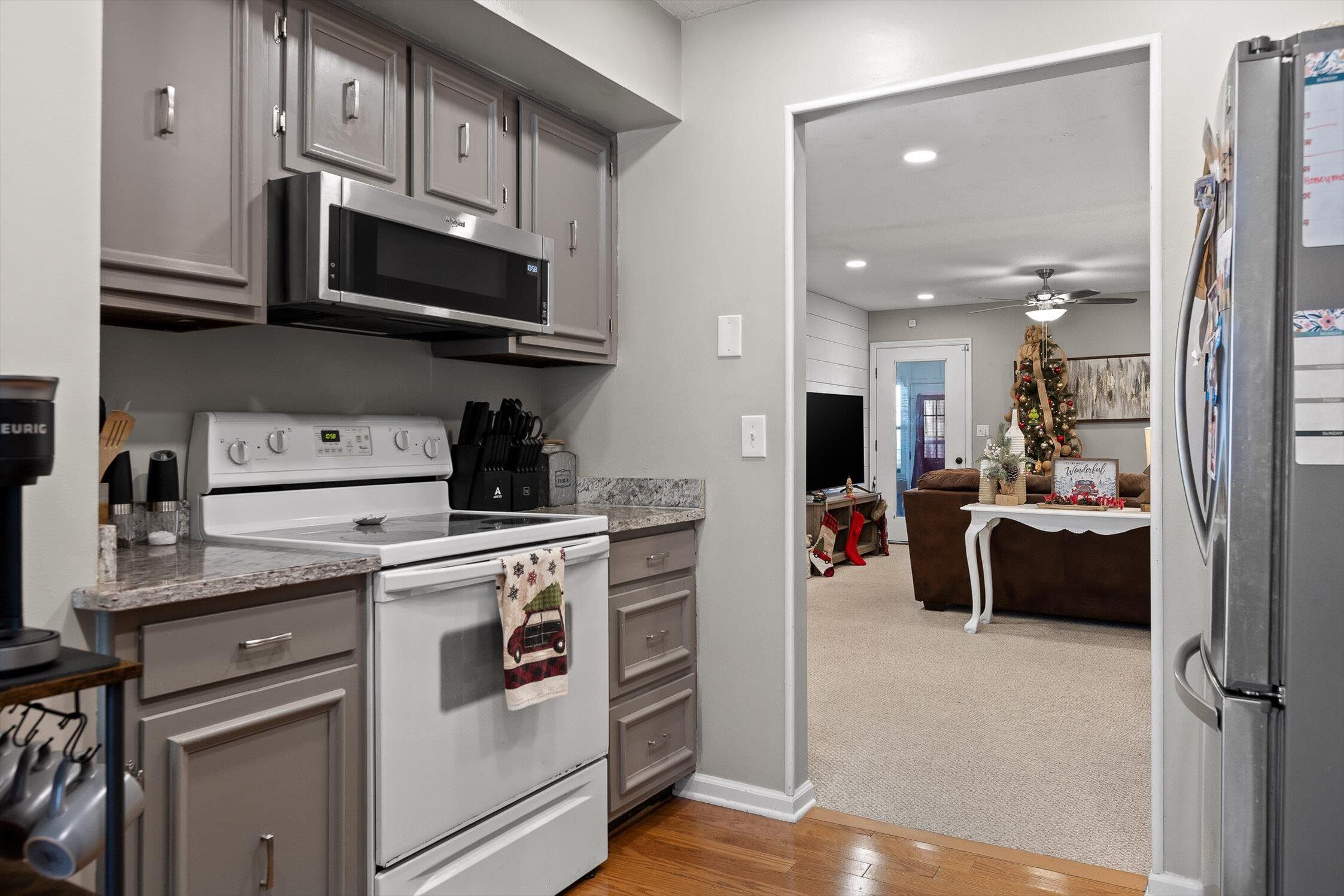 6480 Brookmead Circle