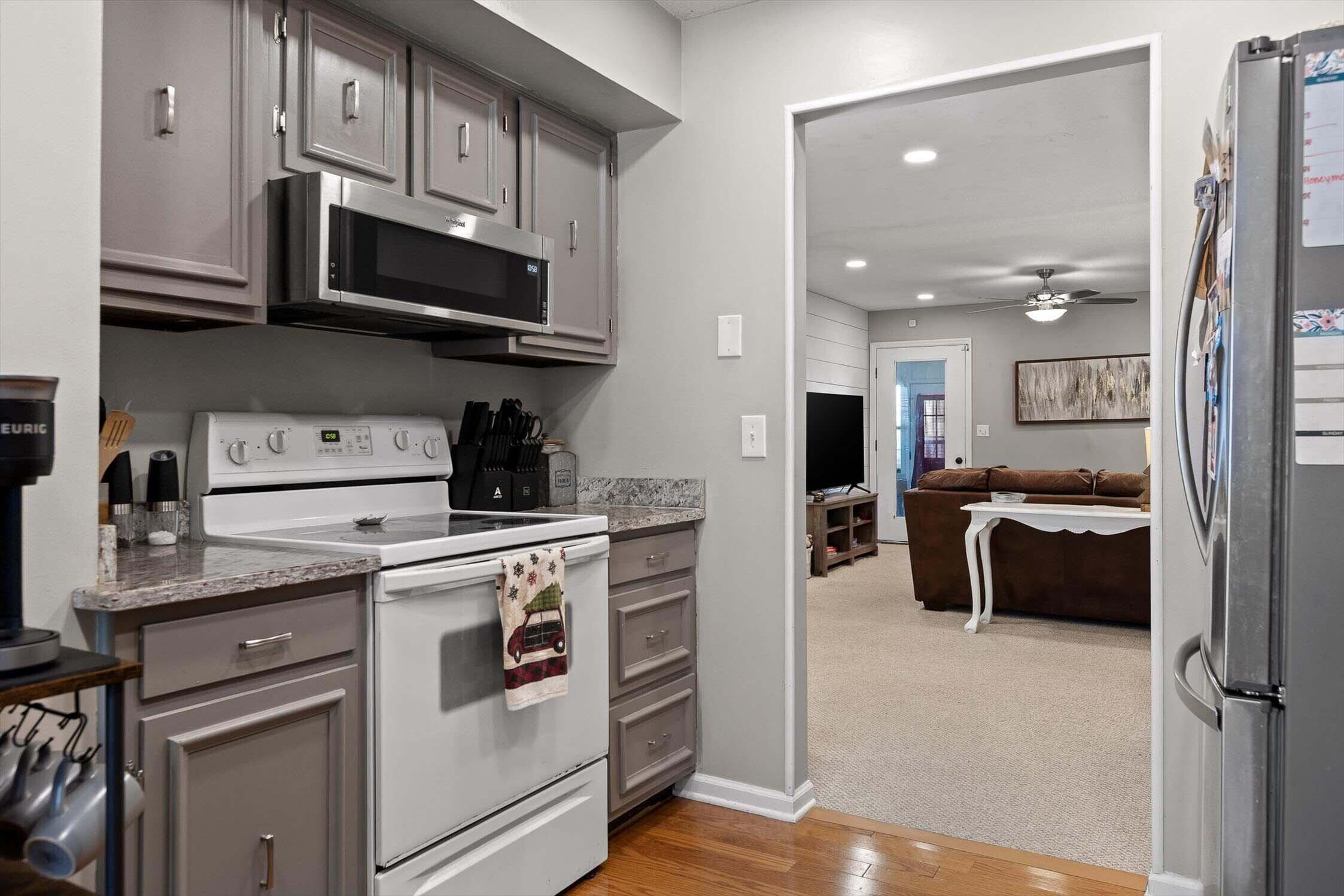 6480 Brookmead Circle