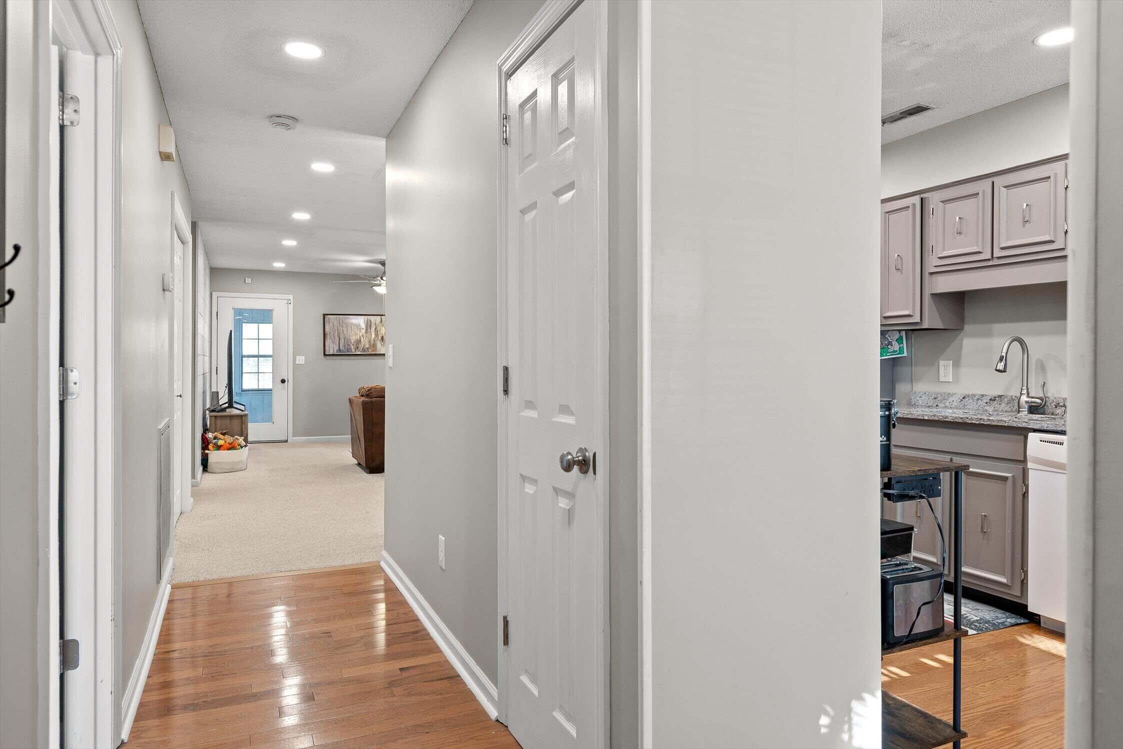 6480 Brookmead Circle