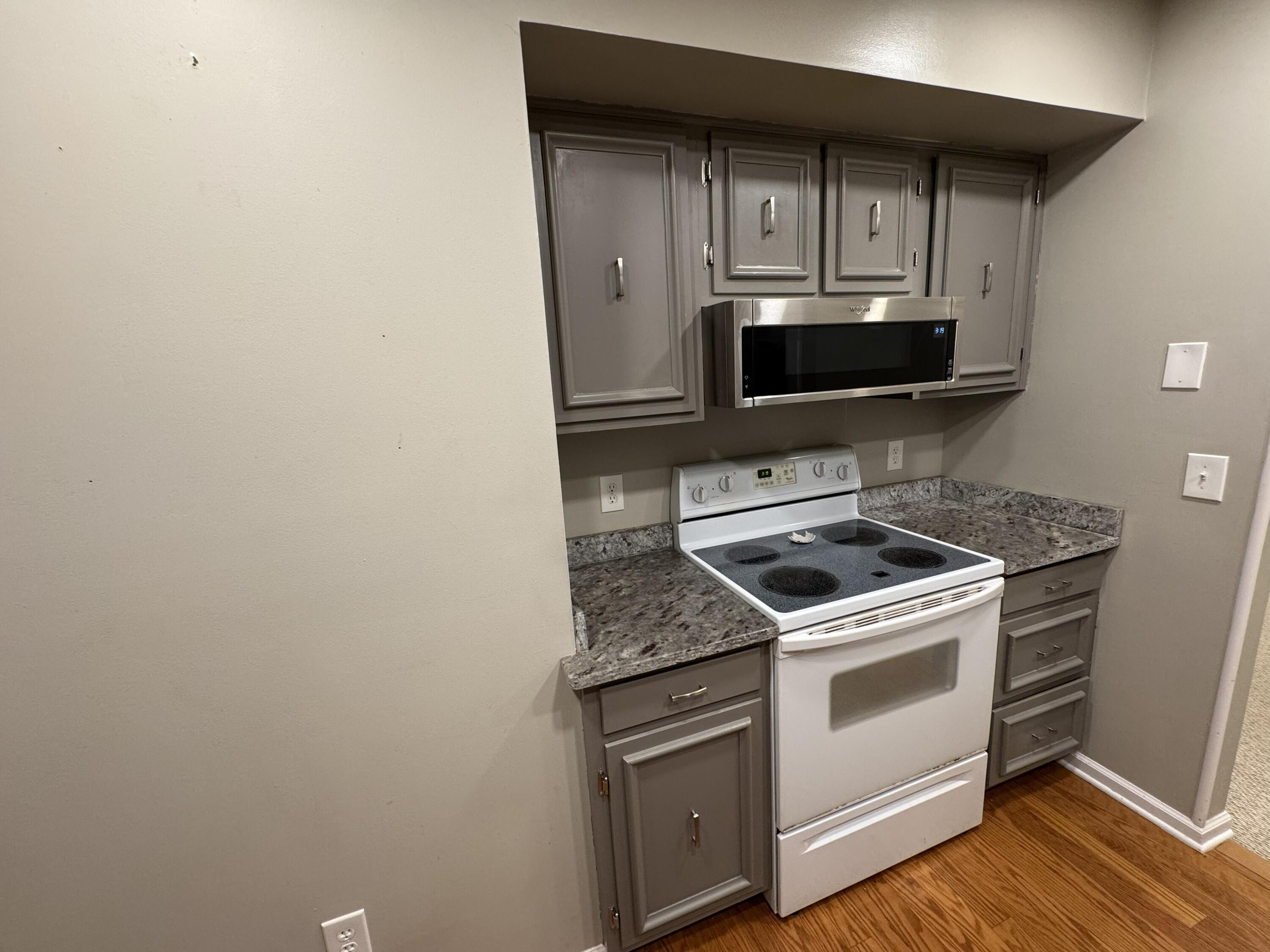 6480 Brookmead Circle