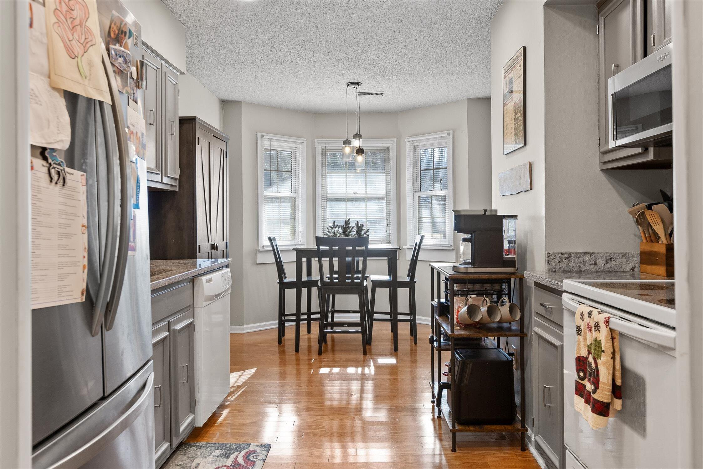 6480 Brookmead Circle