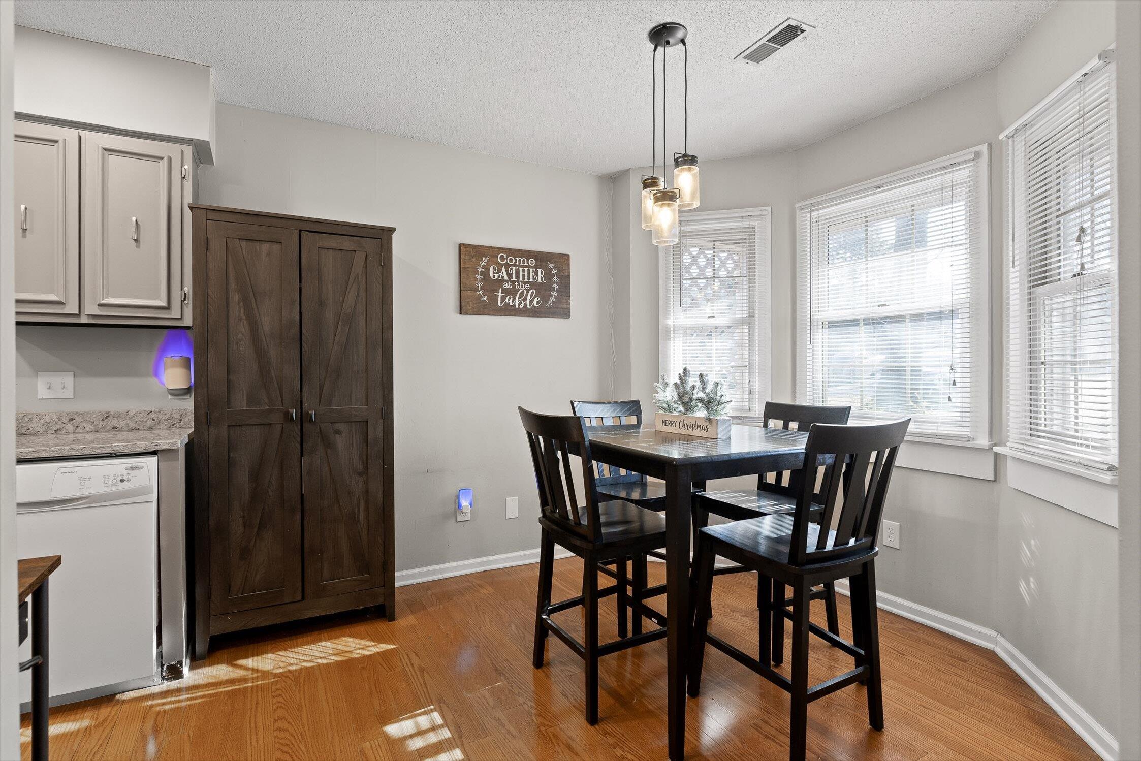 6480 Brookmead Circle