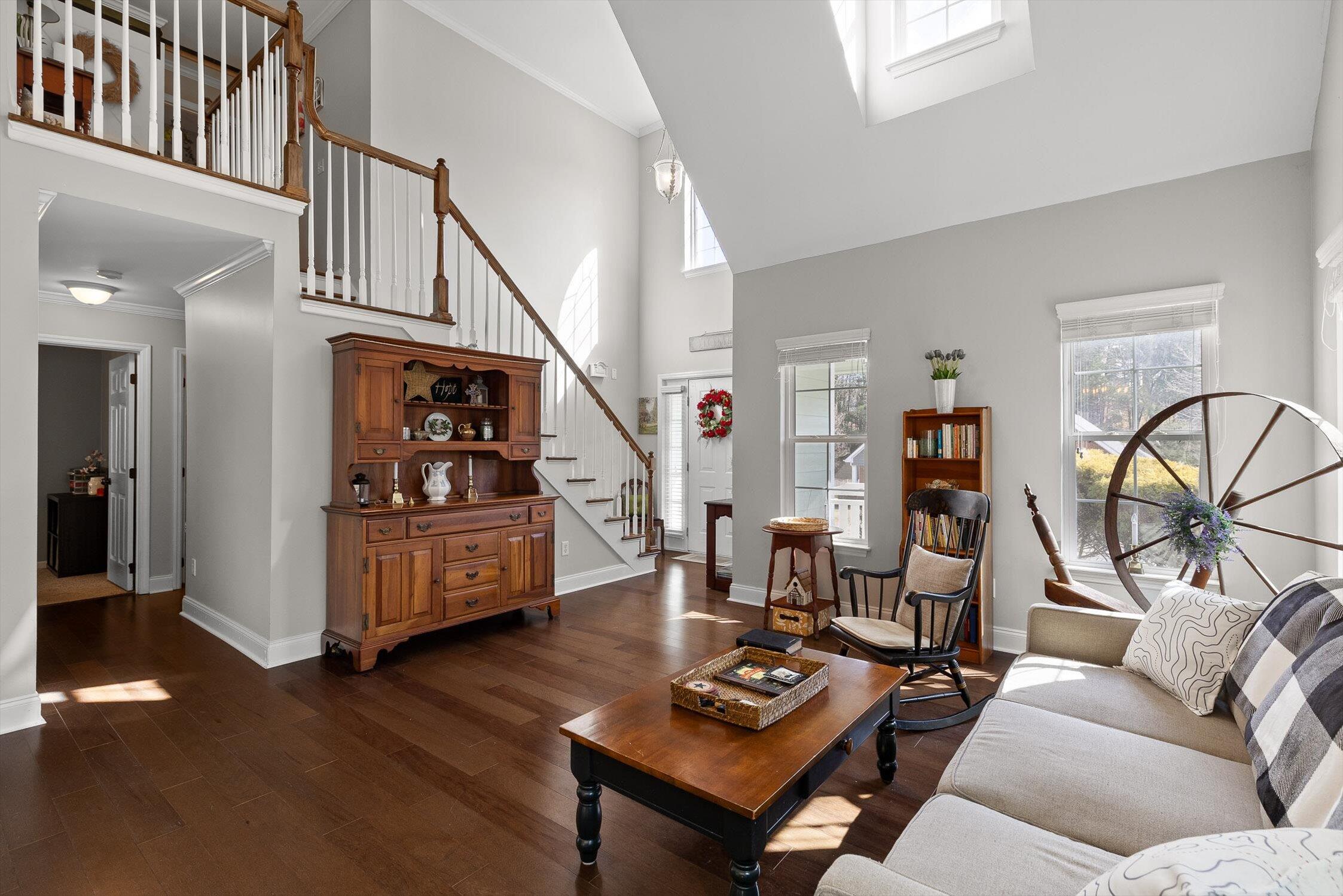 6815 Huntcliff Drive