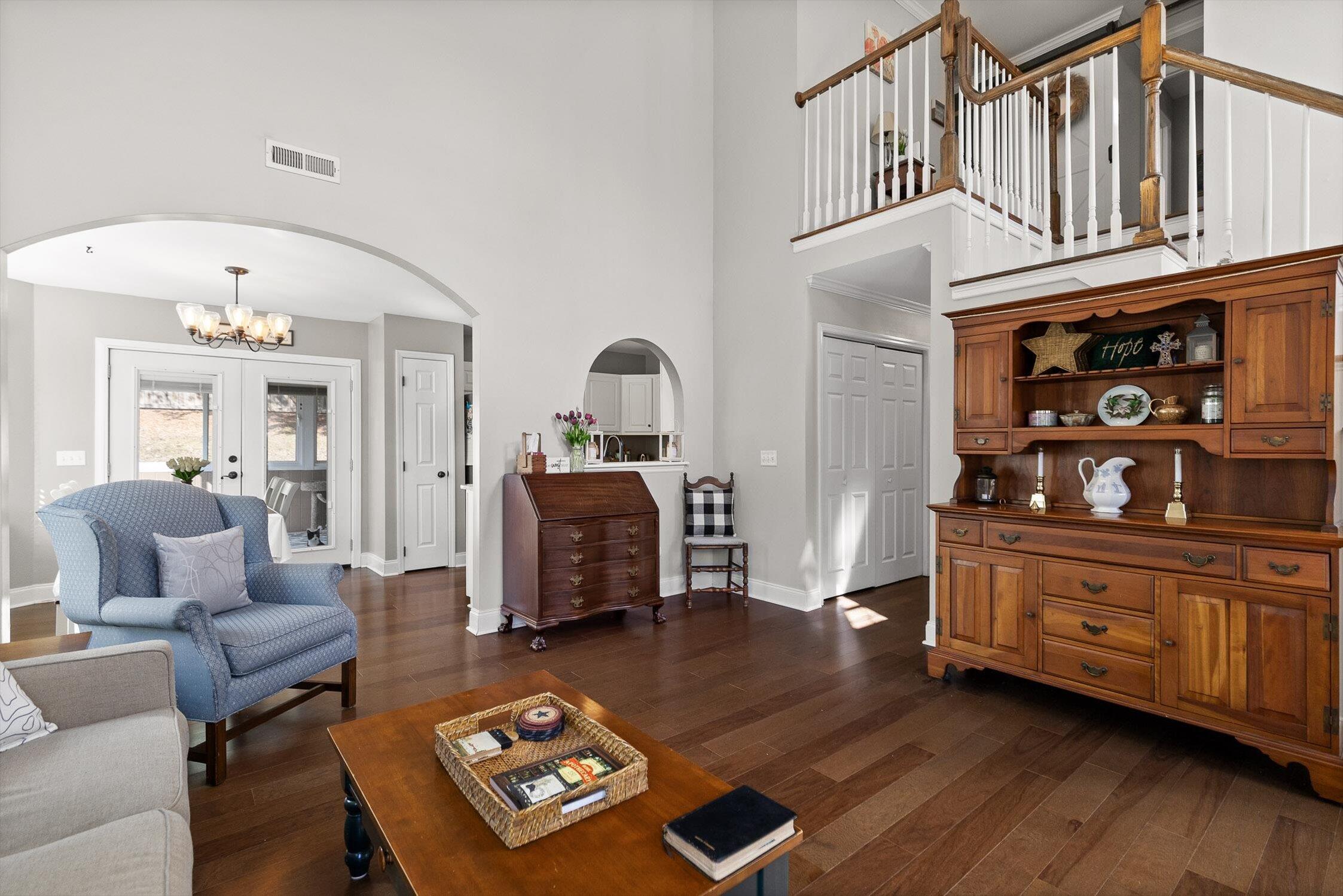 6815 Huntcliff Drive