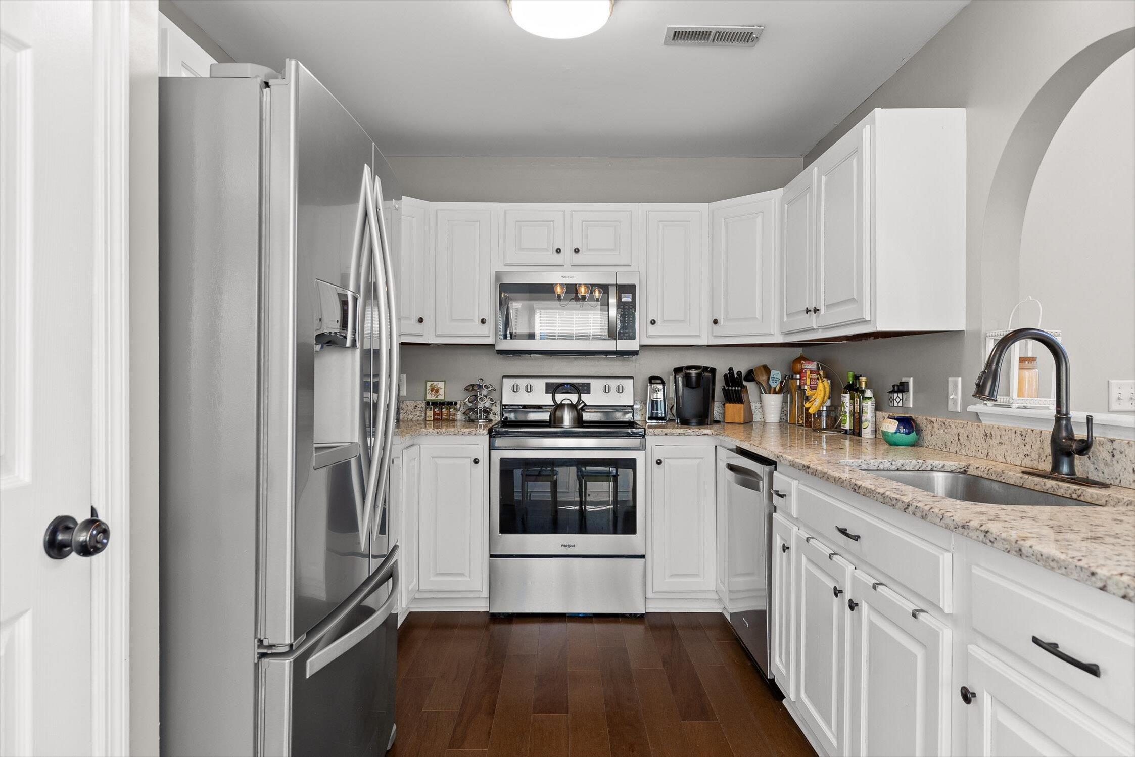 6815 Huntcliff Drive