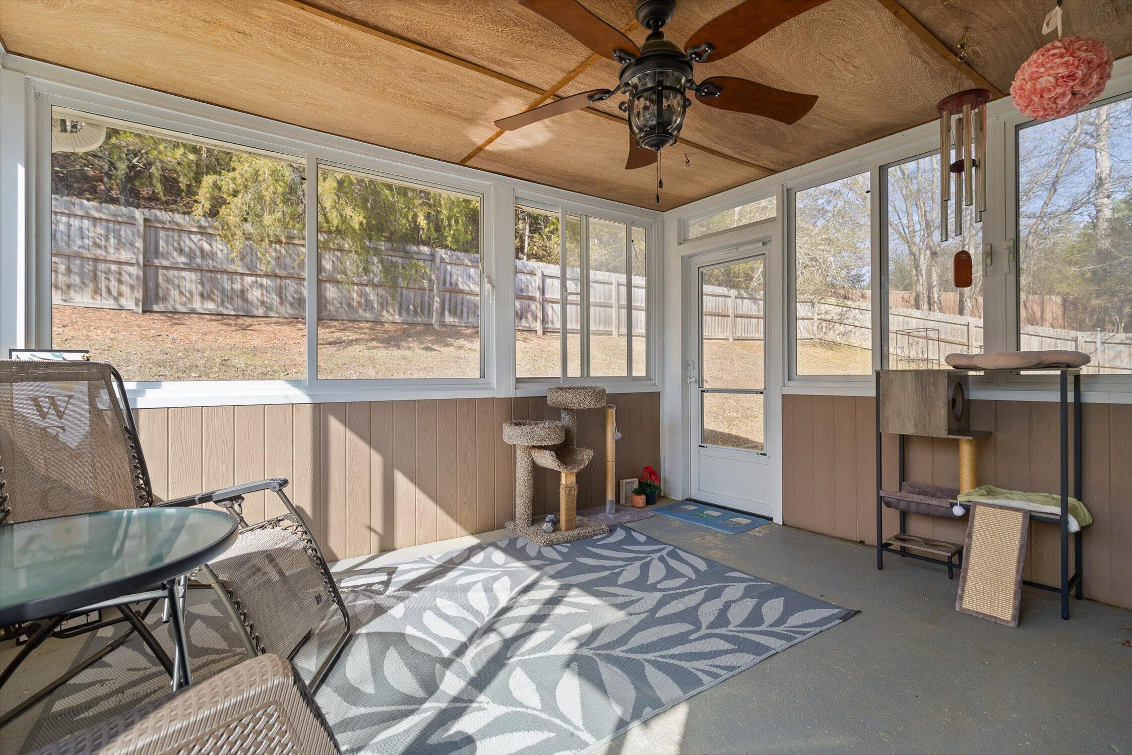 6815 Huntcliff Drive