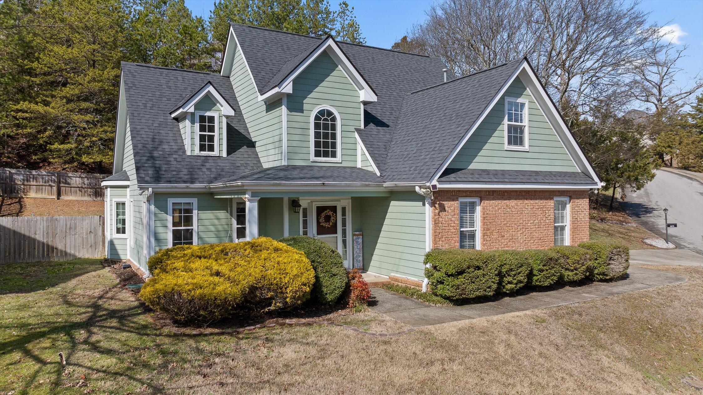 6815 Huntcliff Drive