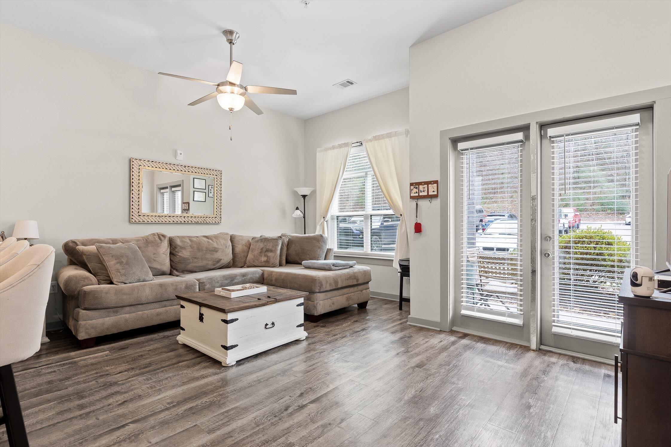 782 Riverfront Parkway, 107