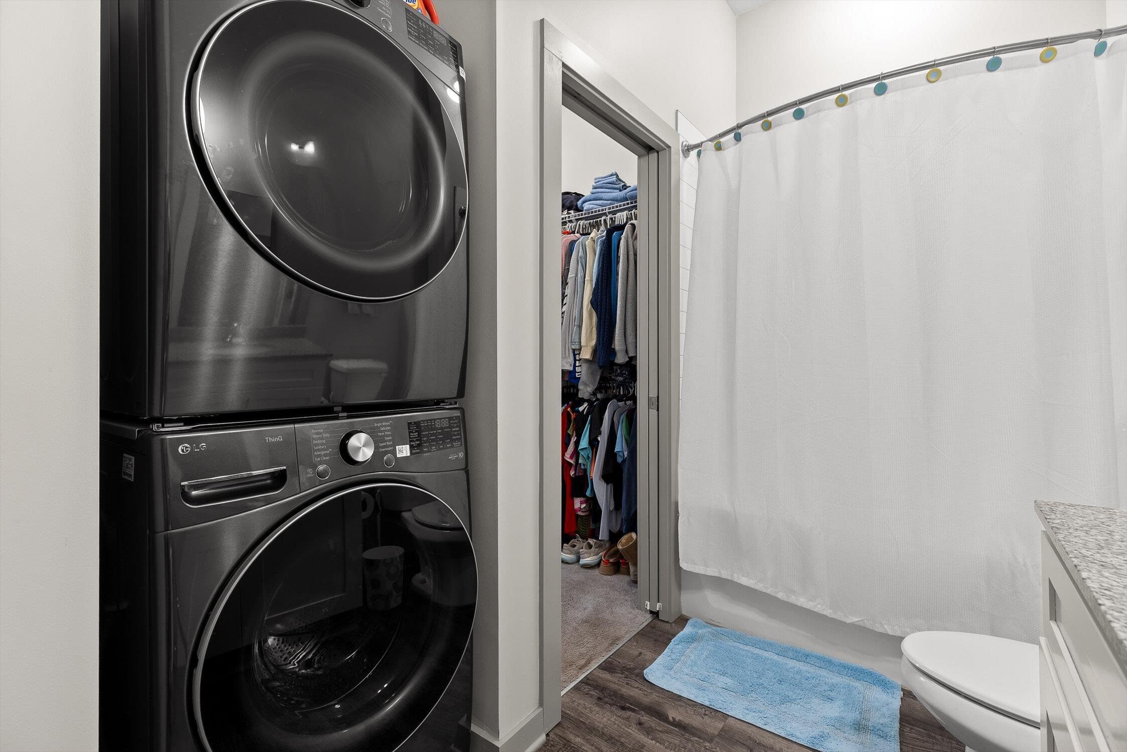 782 Riverfront Parkway, 107