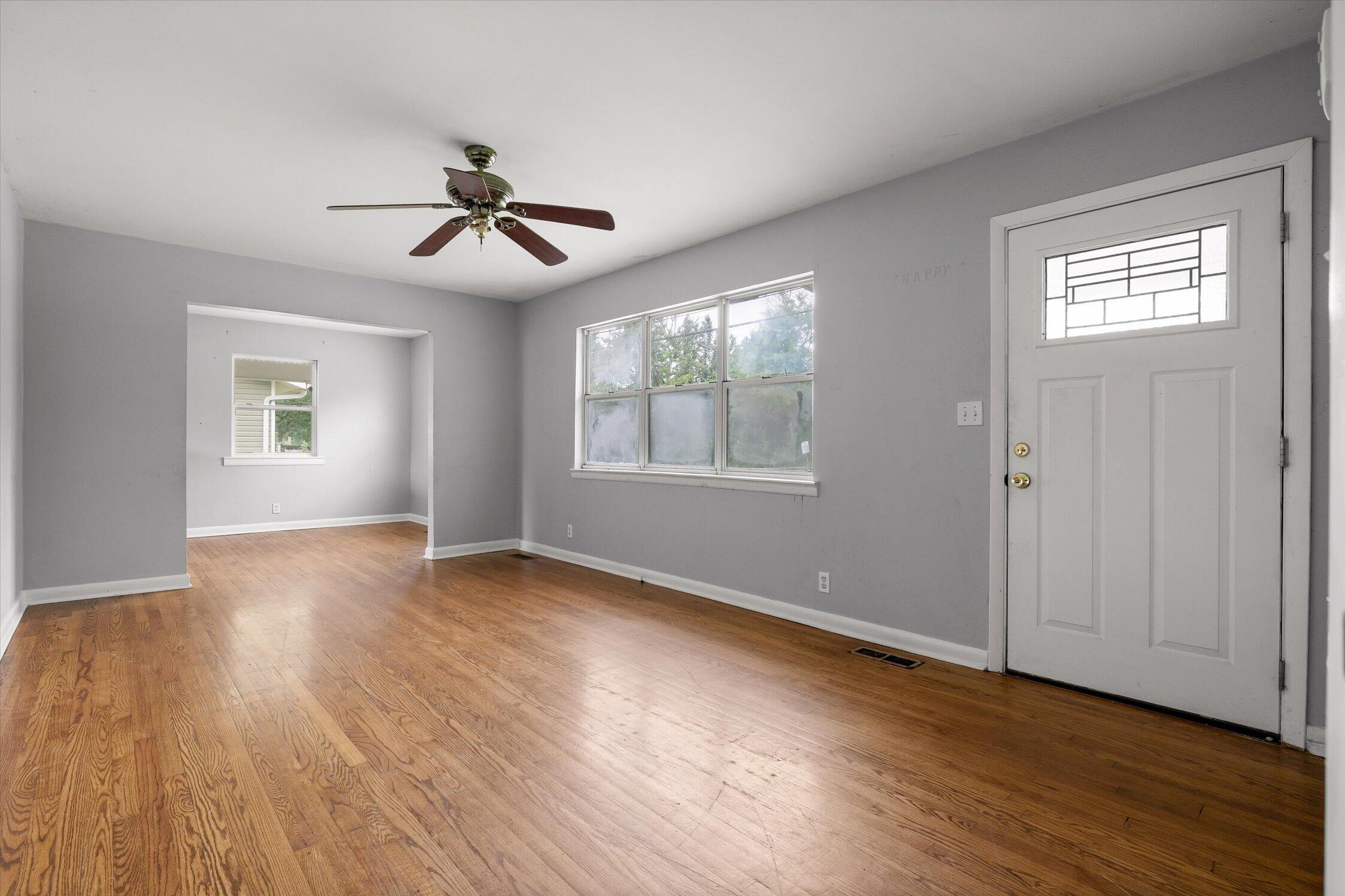 1308 W Sherry Drive
