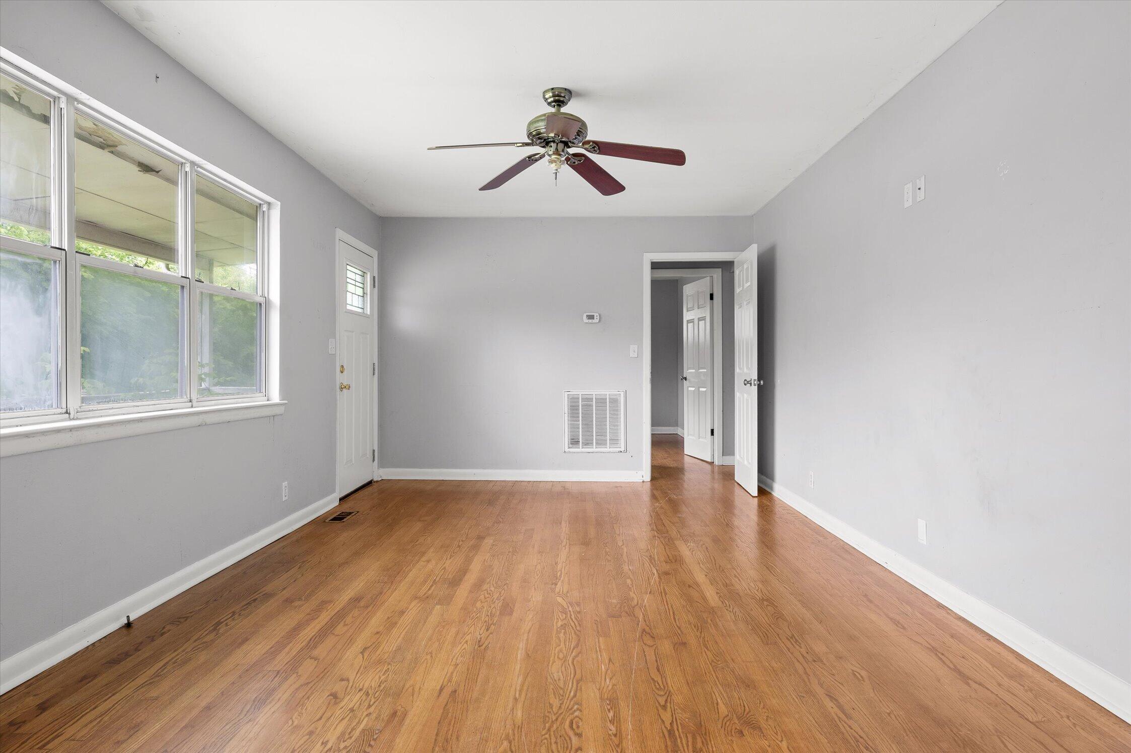 1308 W Sherry Drive