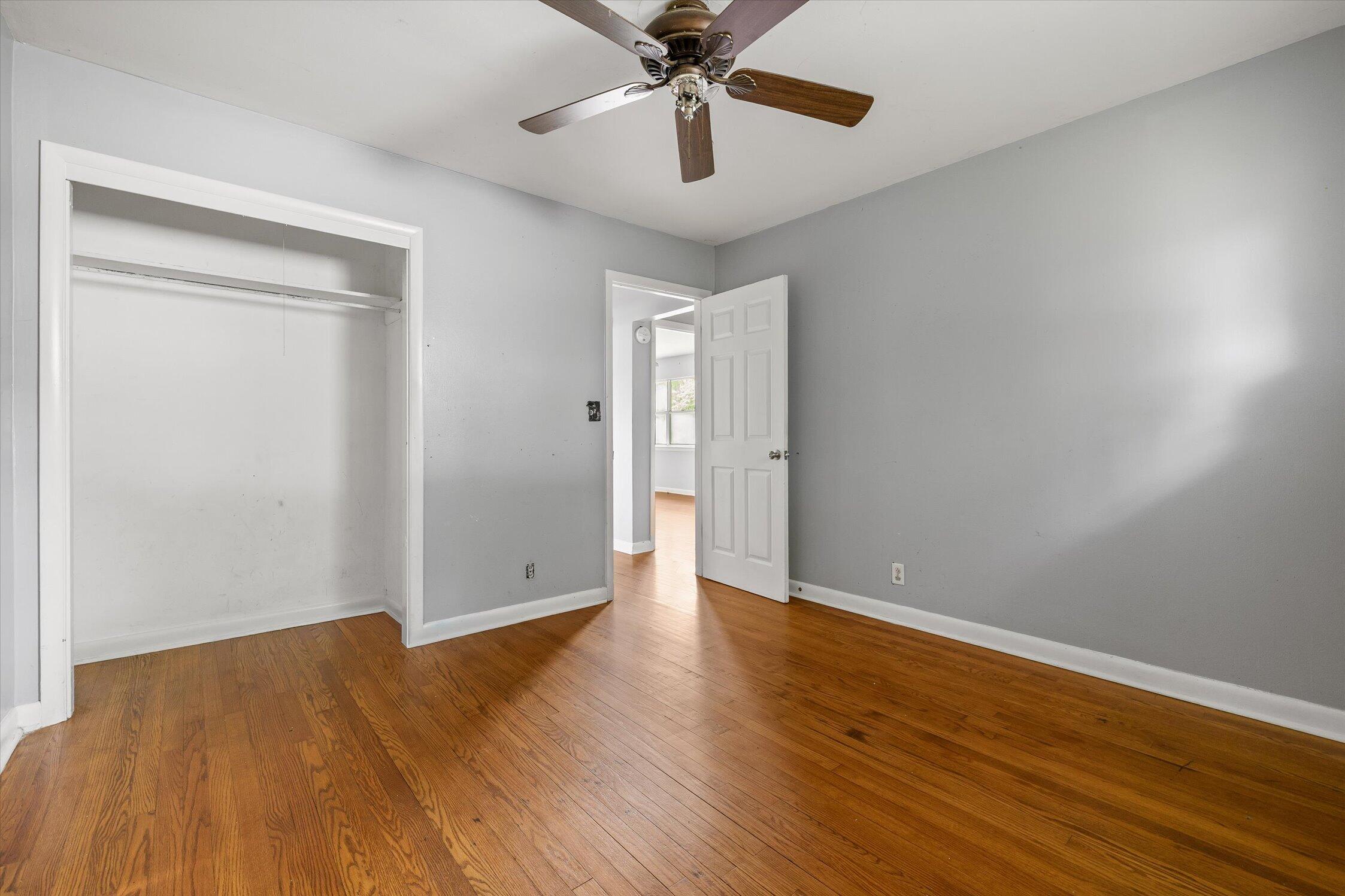1308 W Sherry Drive