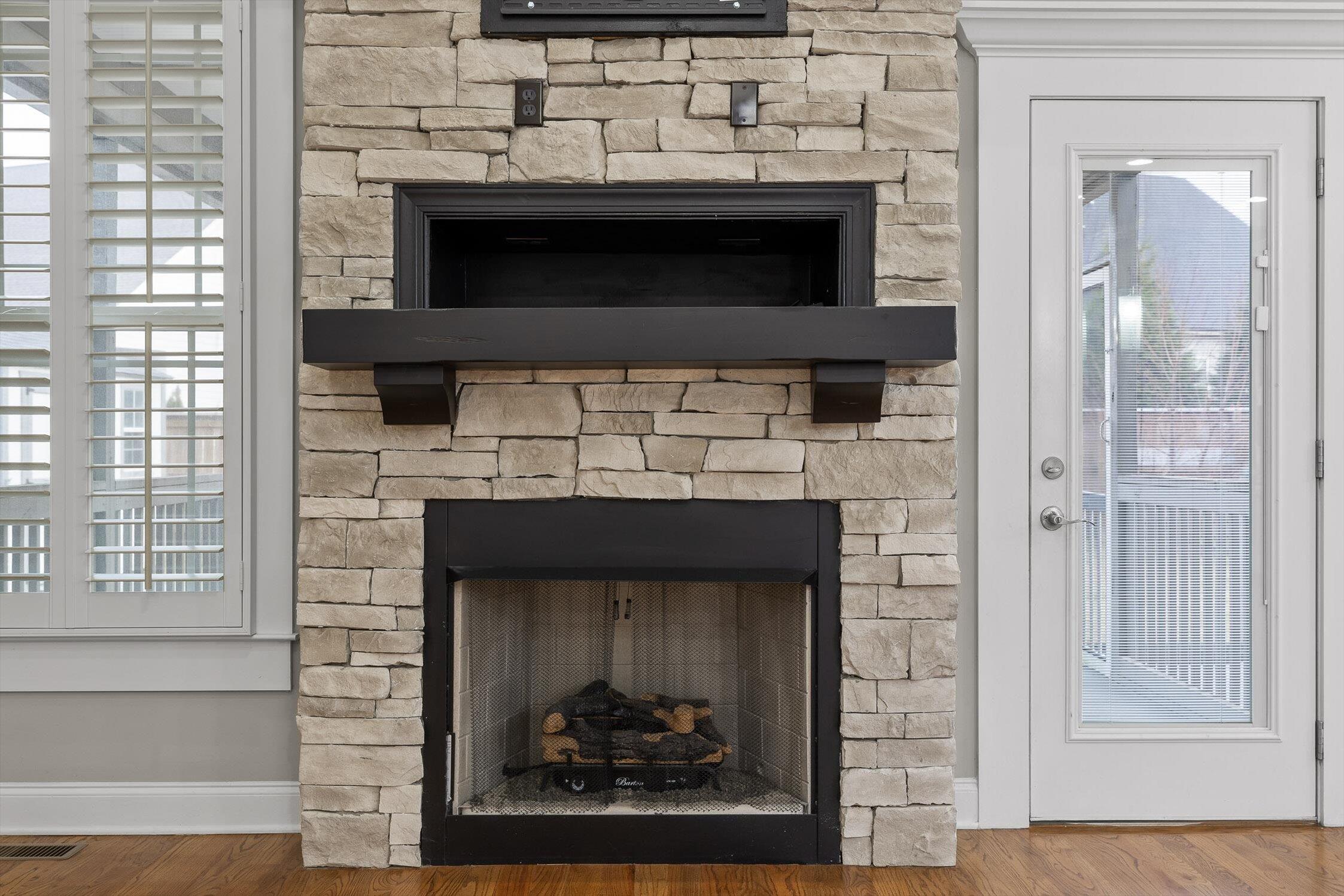 8975 Silver Maple Drive