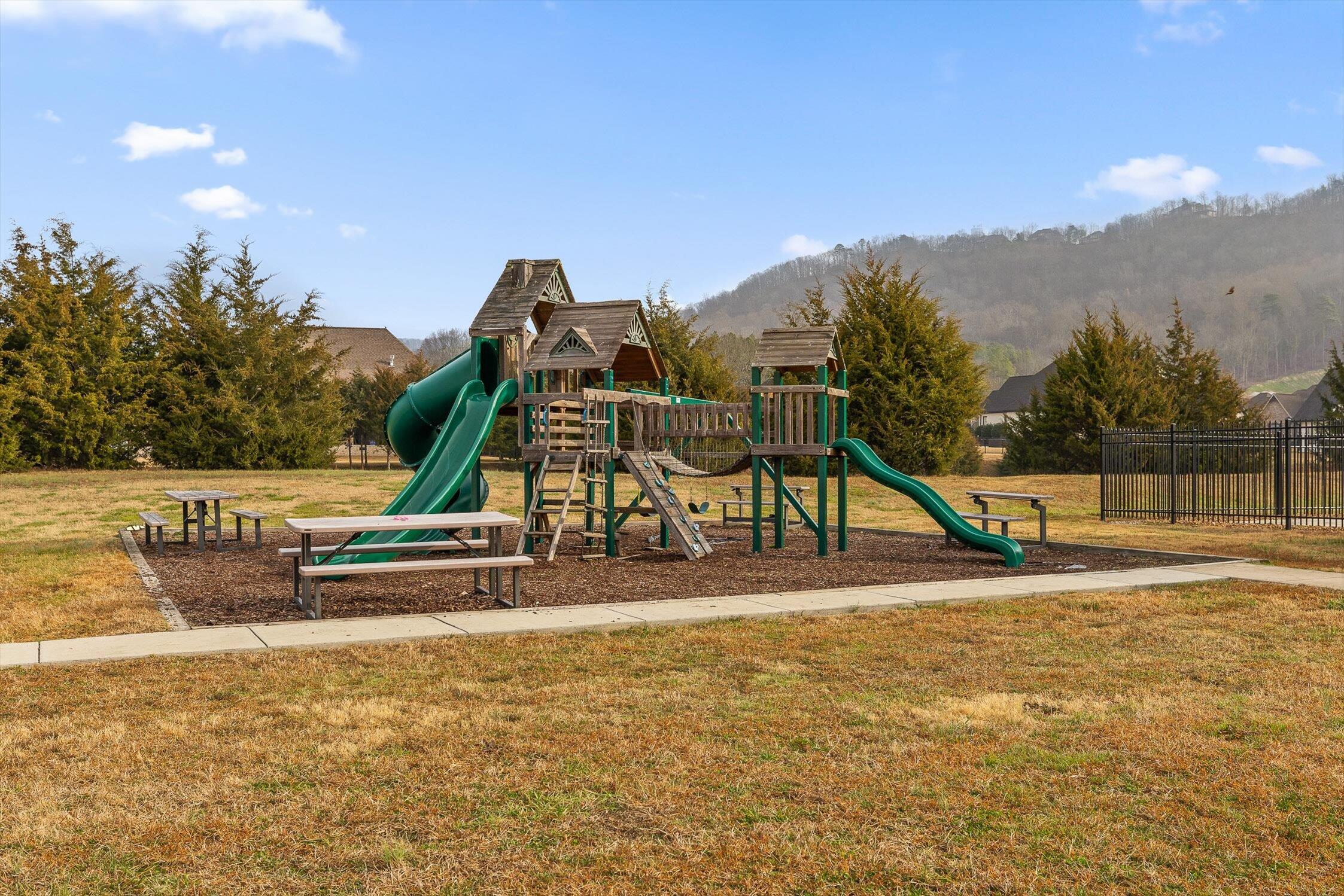 8975 Silver Maple Drive